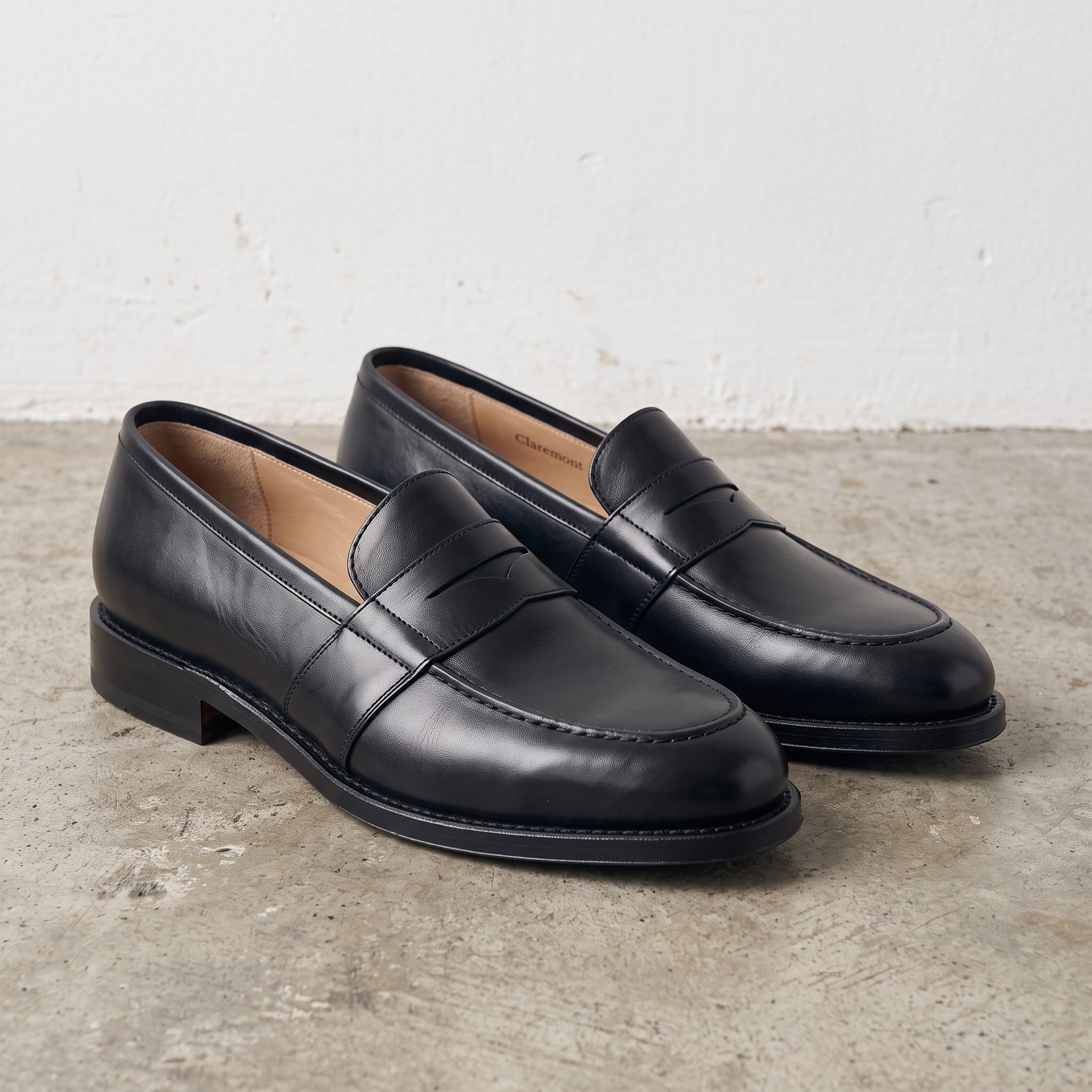 Men's Black Apron-Toe Leather Penny Loafers — Claremont