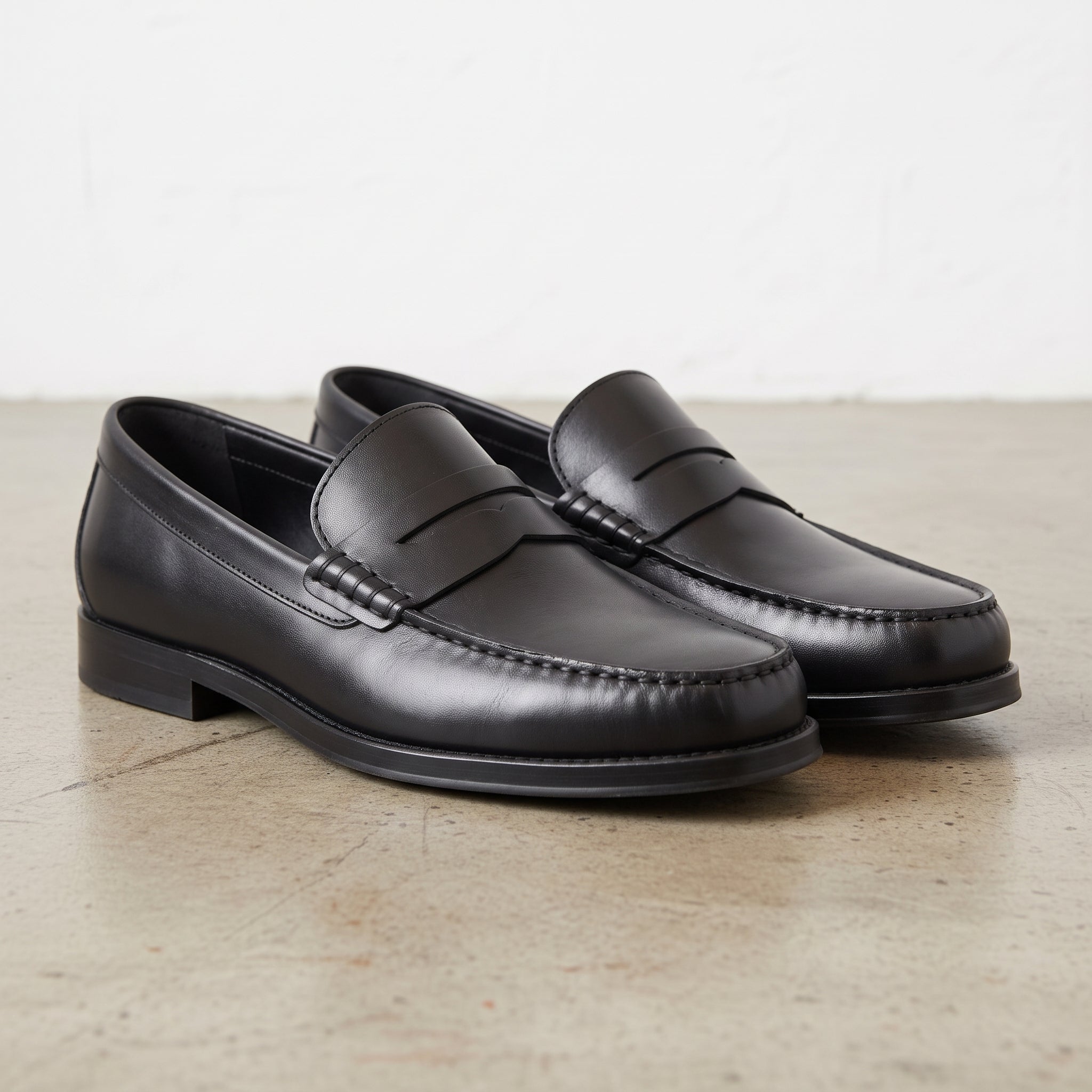 Men's Black Apron-Toe Leather Penny Loafers — Poynton