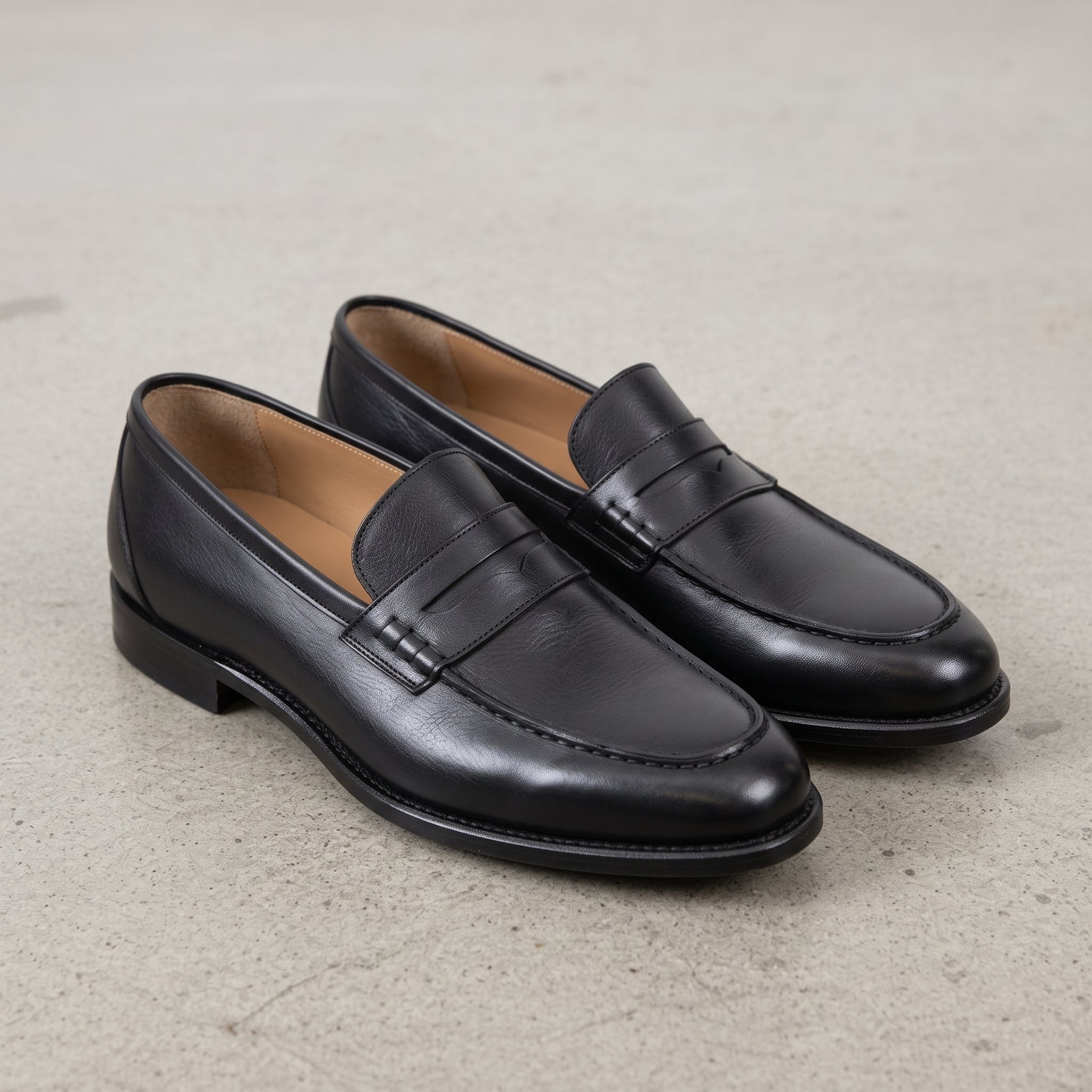 Men's Black Apron-Toe Leather Penny Loafers — Swinton