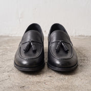 Men's Black Apron-Toe Leather Tassel Loafers — Armitage
