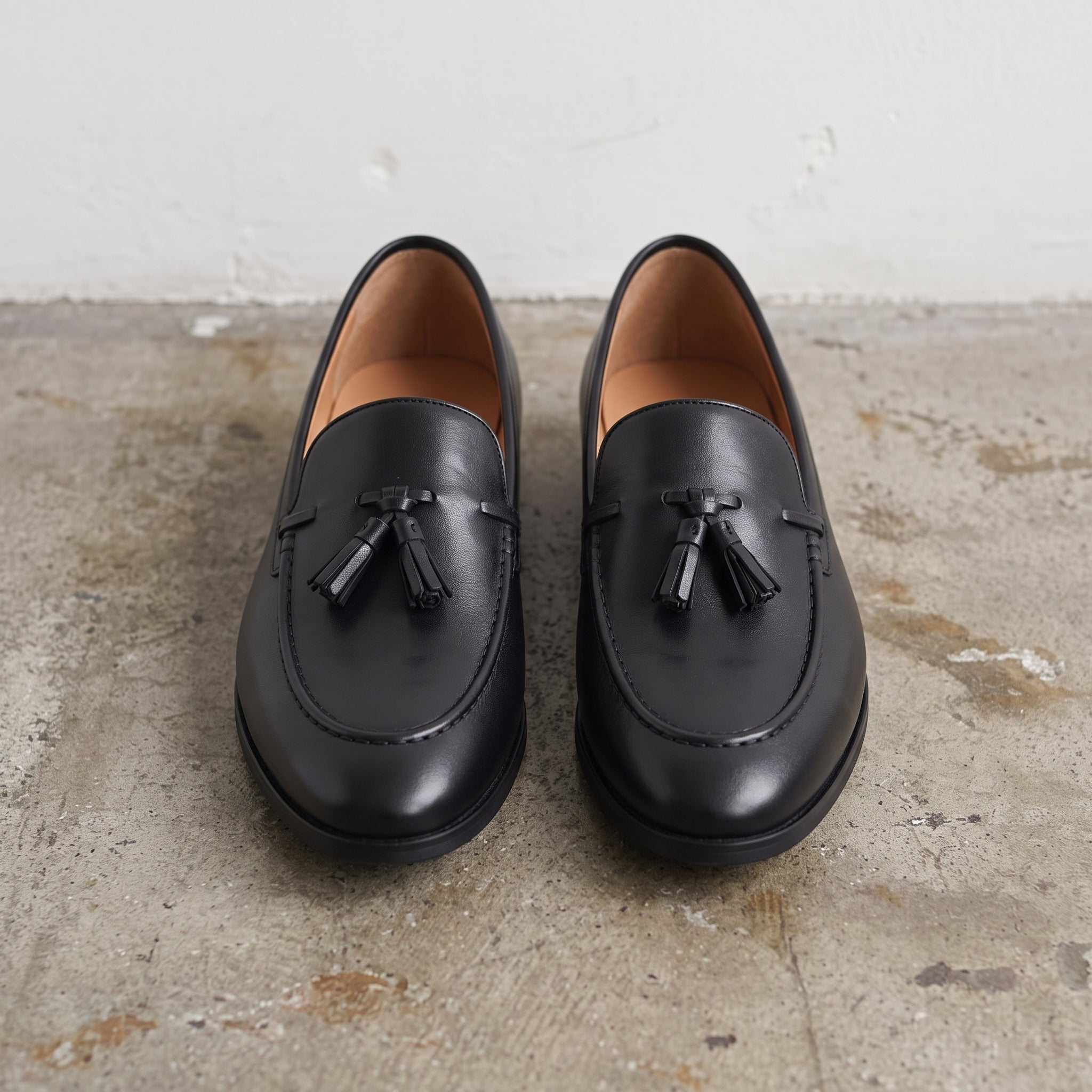 Men's Black Apron-Toe Leather Tassel Loafers — Bashall
