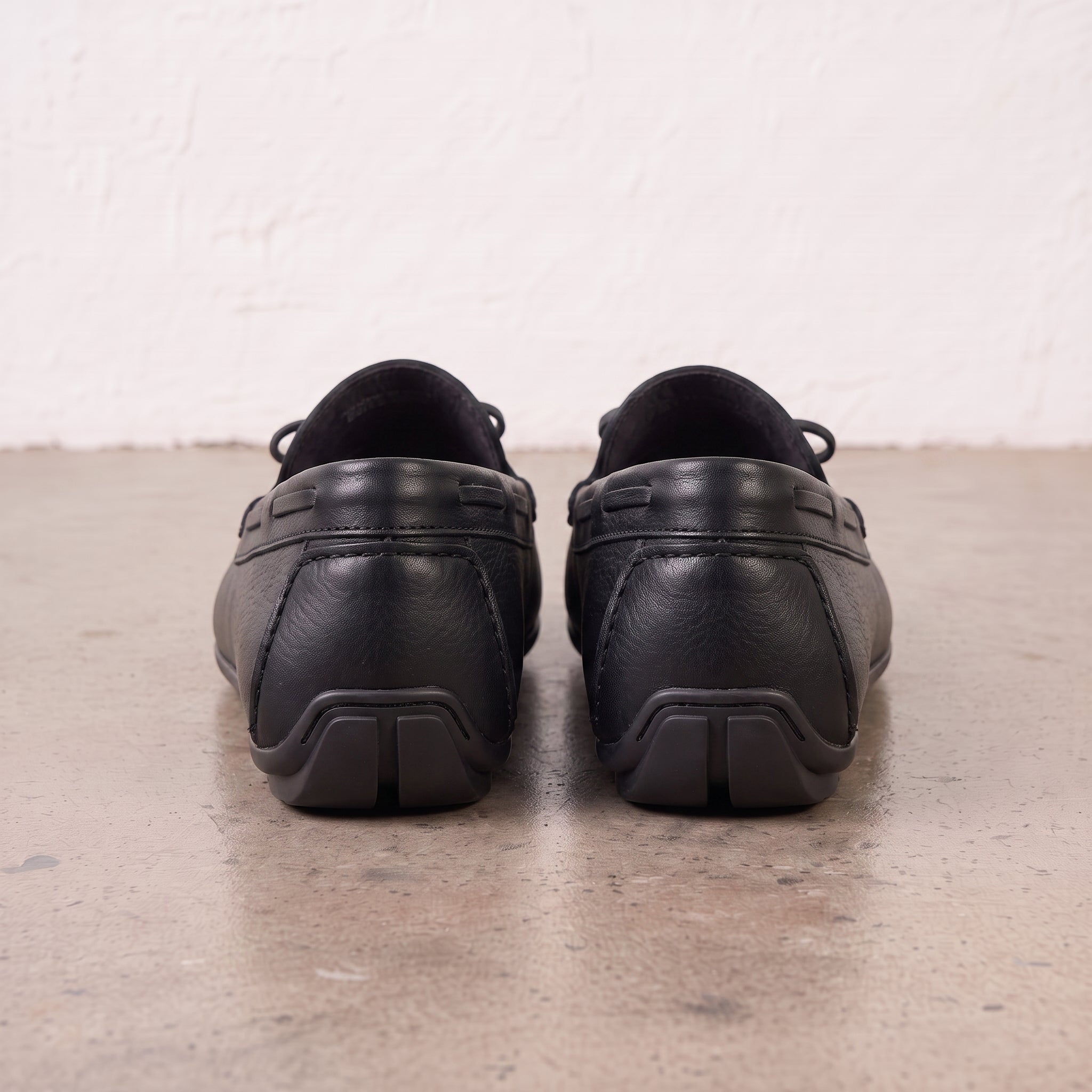 Men's Black Apron-Toe Leather Tassel Loafers — Birtley