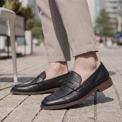 Men's Black Apron-Toe Pebbled Leather Penny Loafers — Lanyon