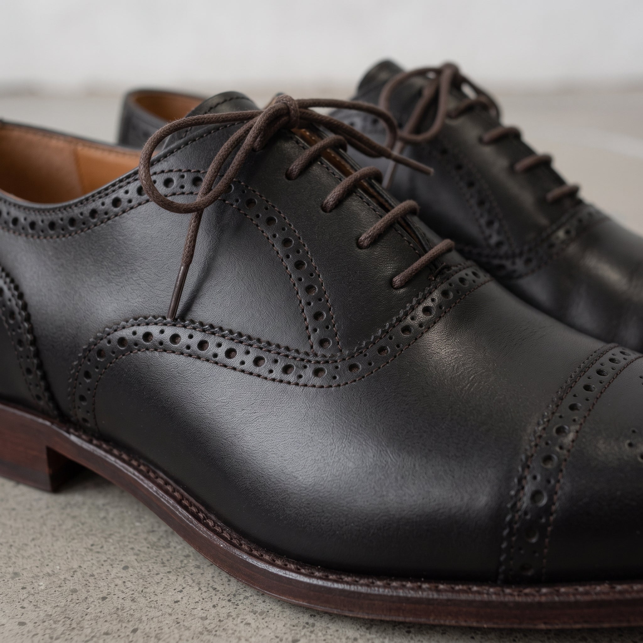 Men's Black Cap-Toe Brogue Leather Oxfords — Earlham