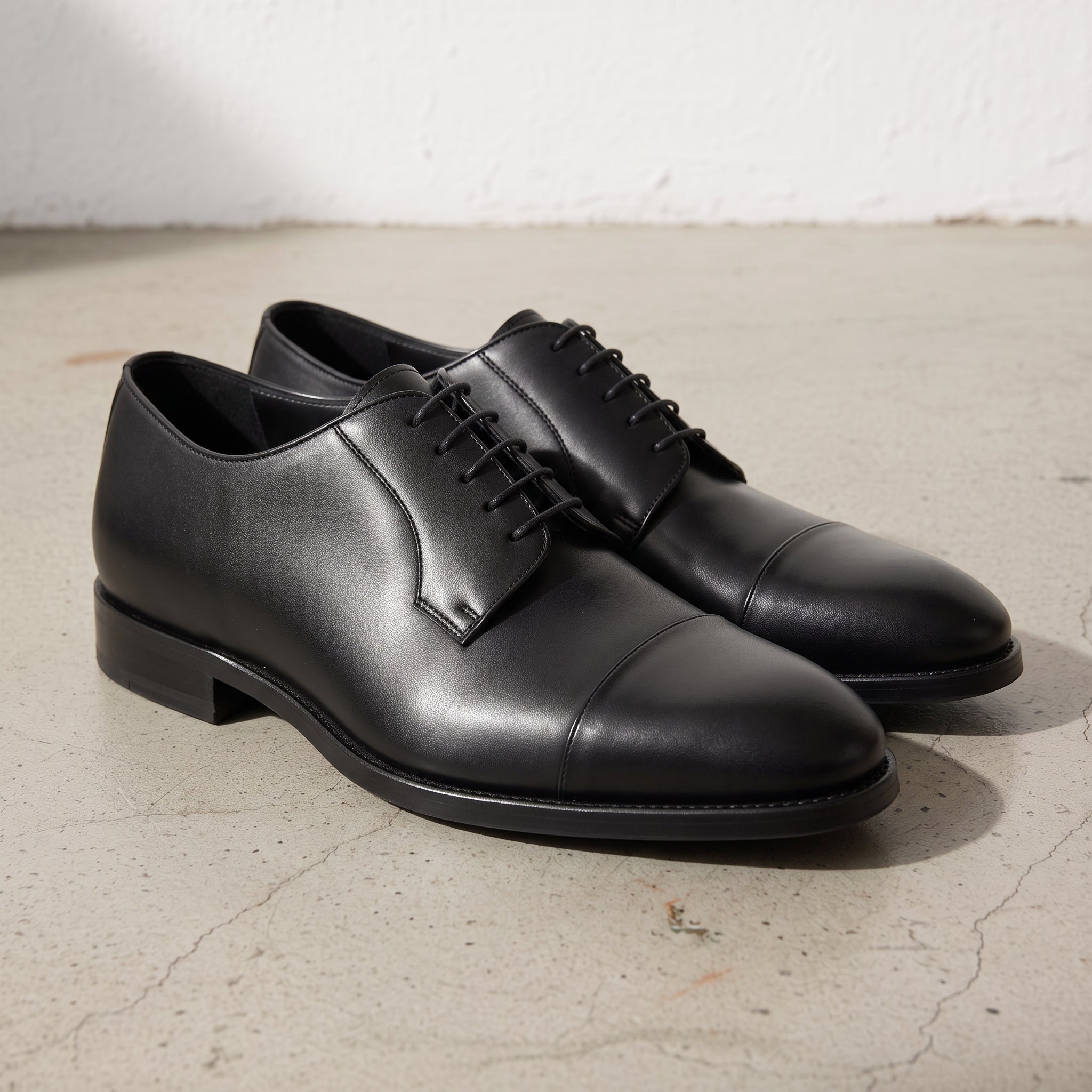 Men's Black Cap-Toe Leather Oxfords — Goldney — Goldney