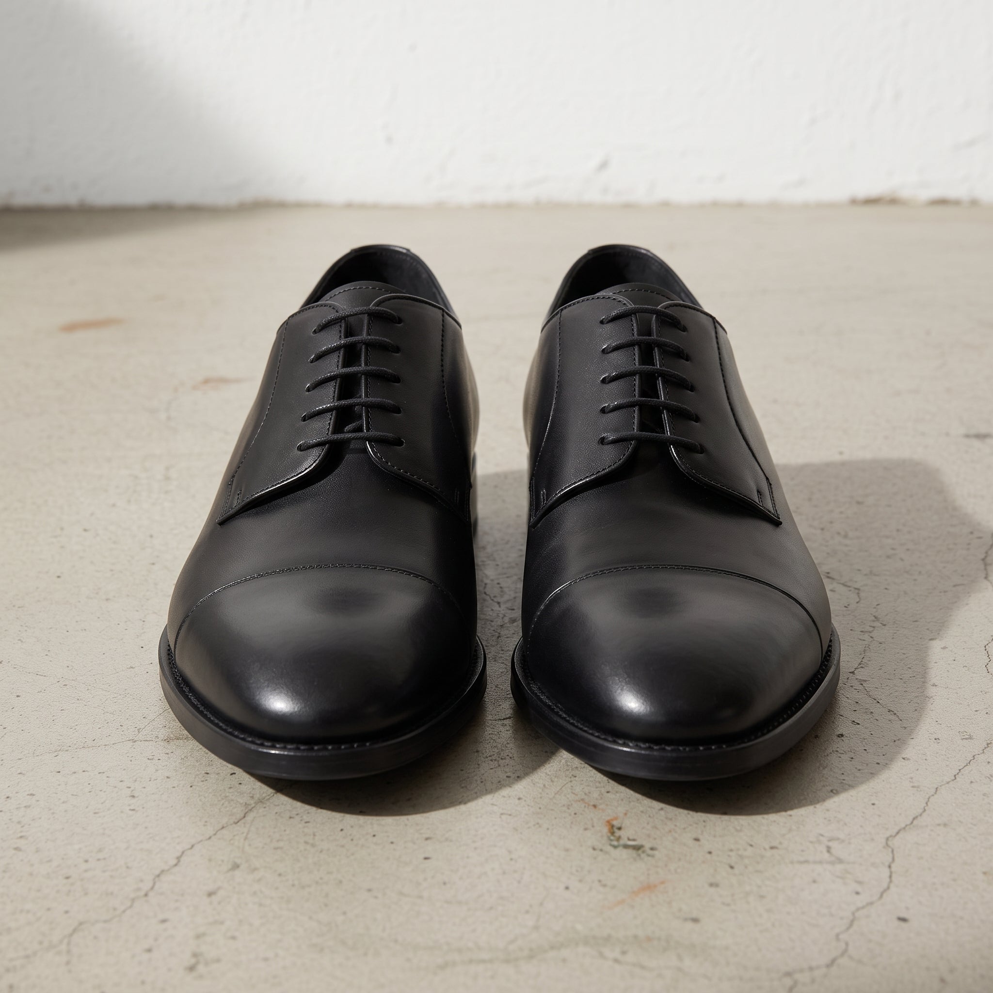 Men's Black Cap-Toe Leather Oxfords — Goldney — Goldney