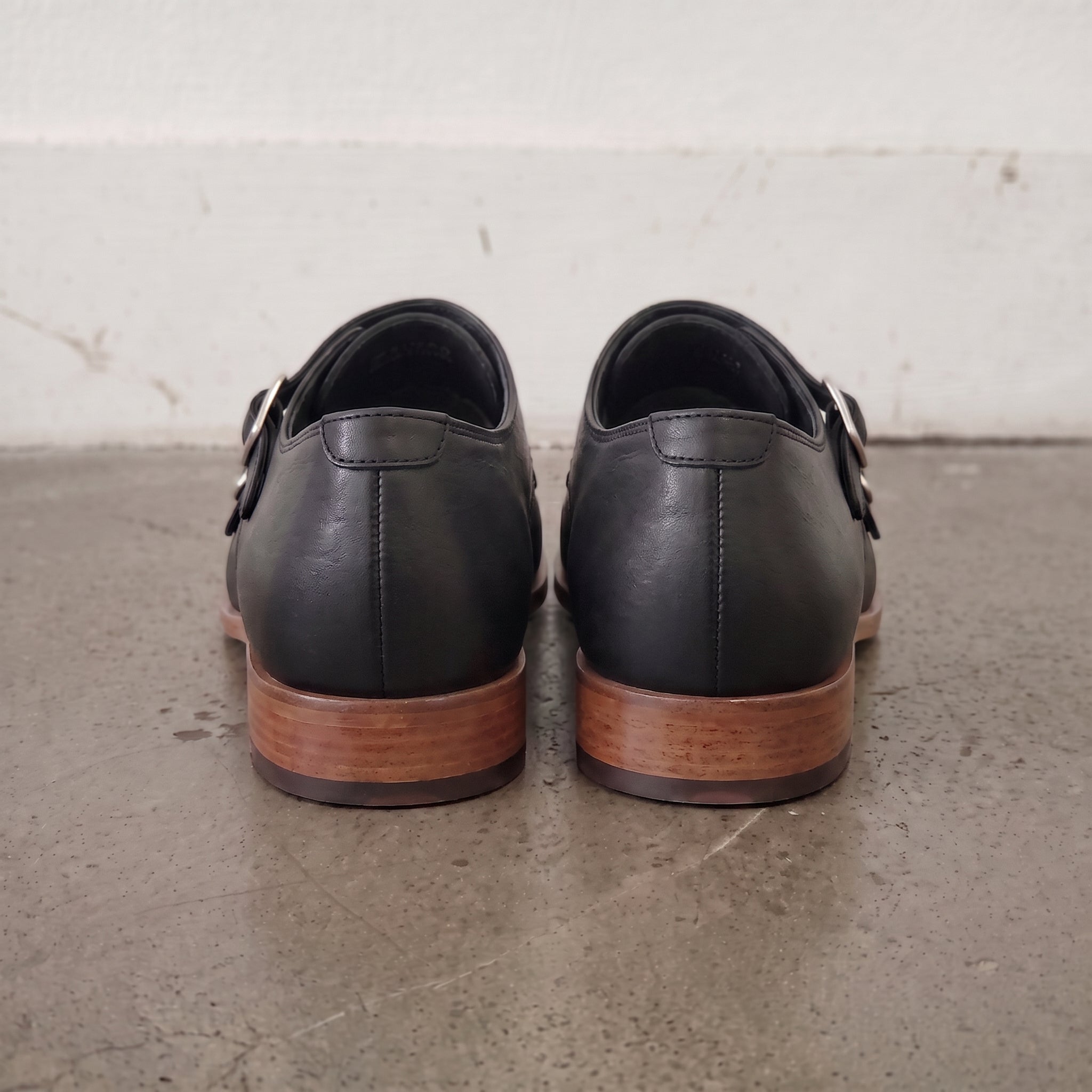 Men's Black Cap-Toe Leather Double Monk Strap Shoes — Ardleigh