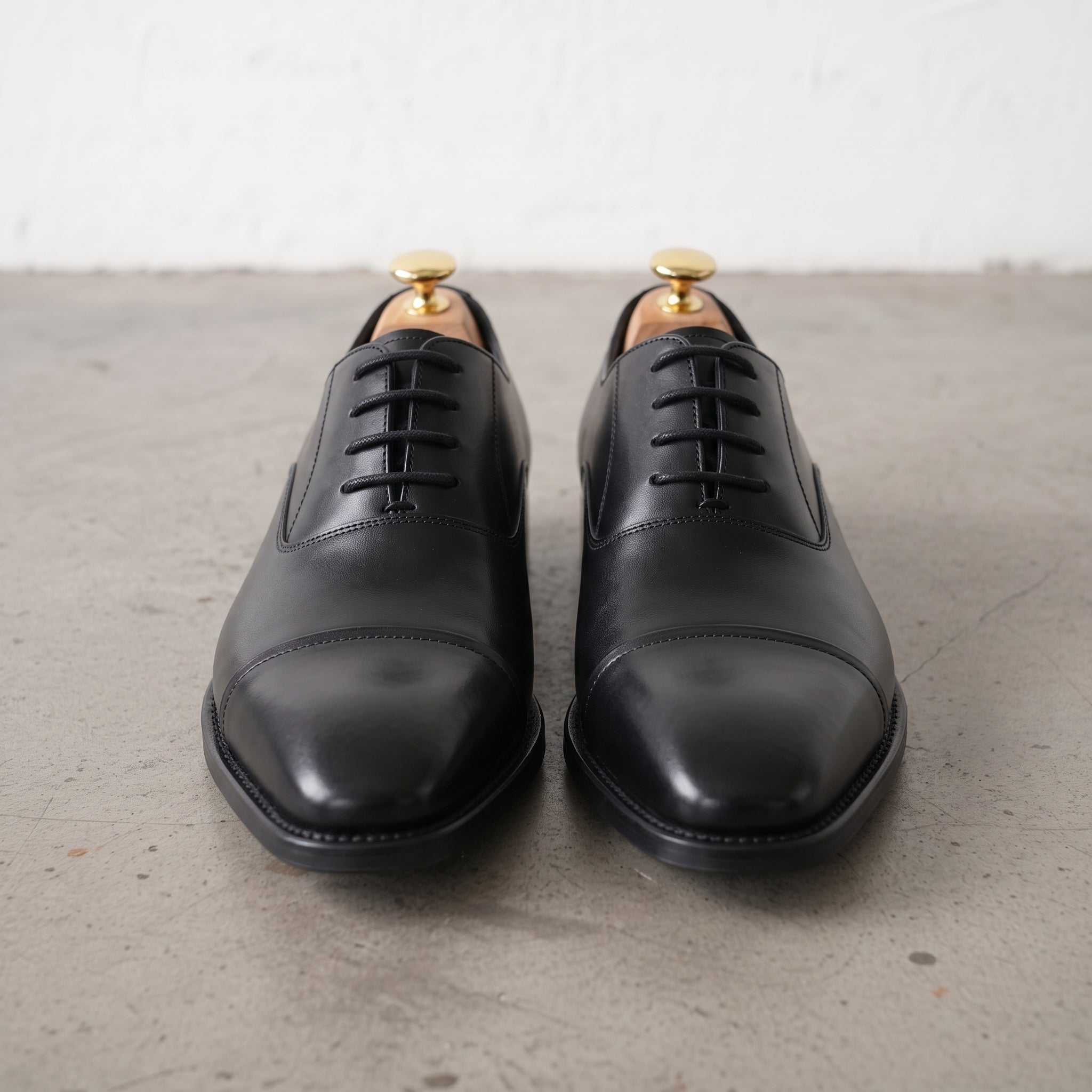 Men's Black Cap-Toe Leather Oxfords — Enright