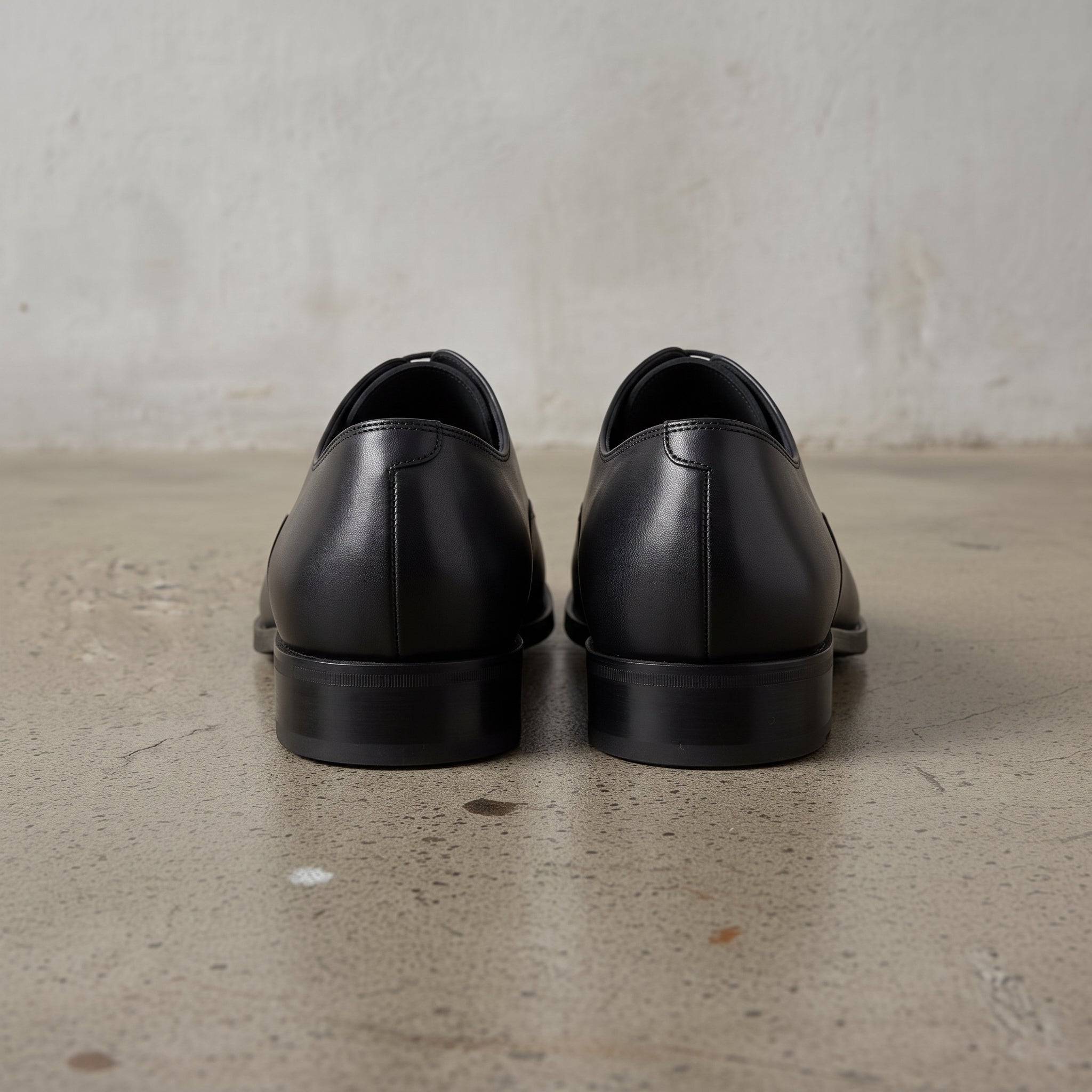 Men's Black Cap-Toe Leather Oxfords — Oakes
