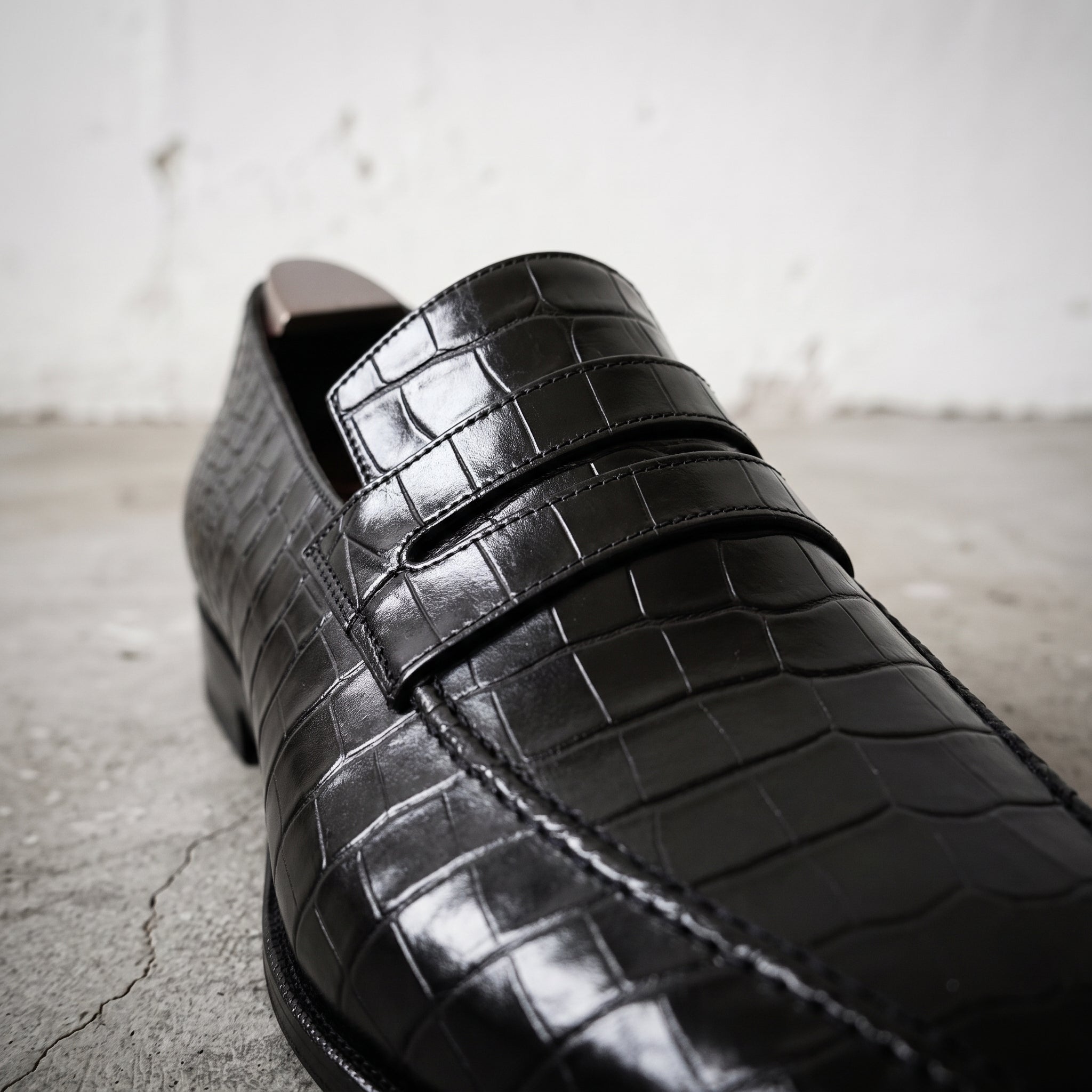 Men's Black Crocodile-Embossed Leather Penny Loafers — Haslam