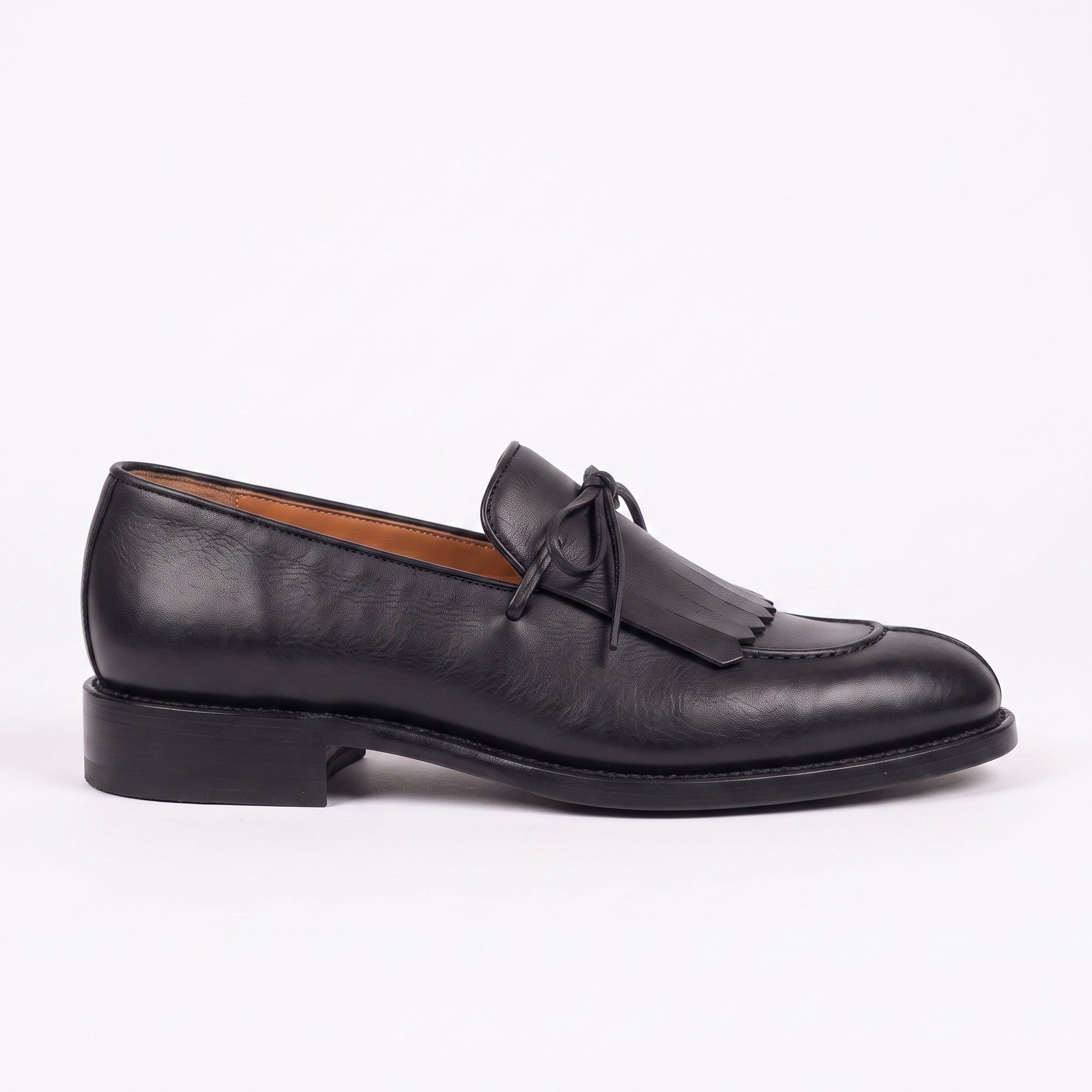 Men's Black Fringe Apron-Toe Leather Loafers — Braydon