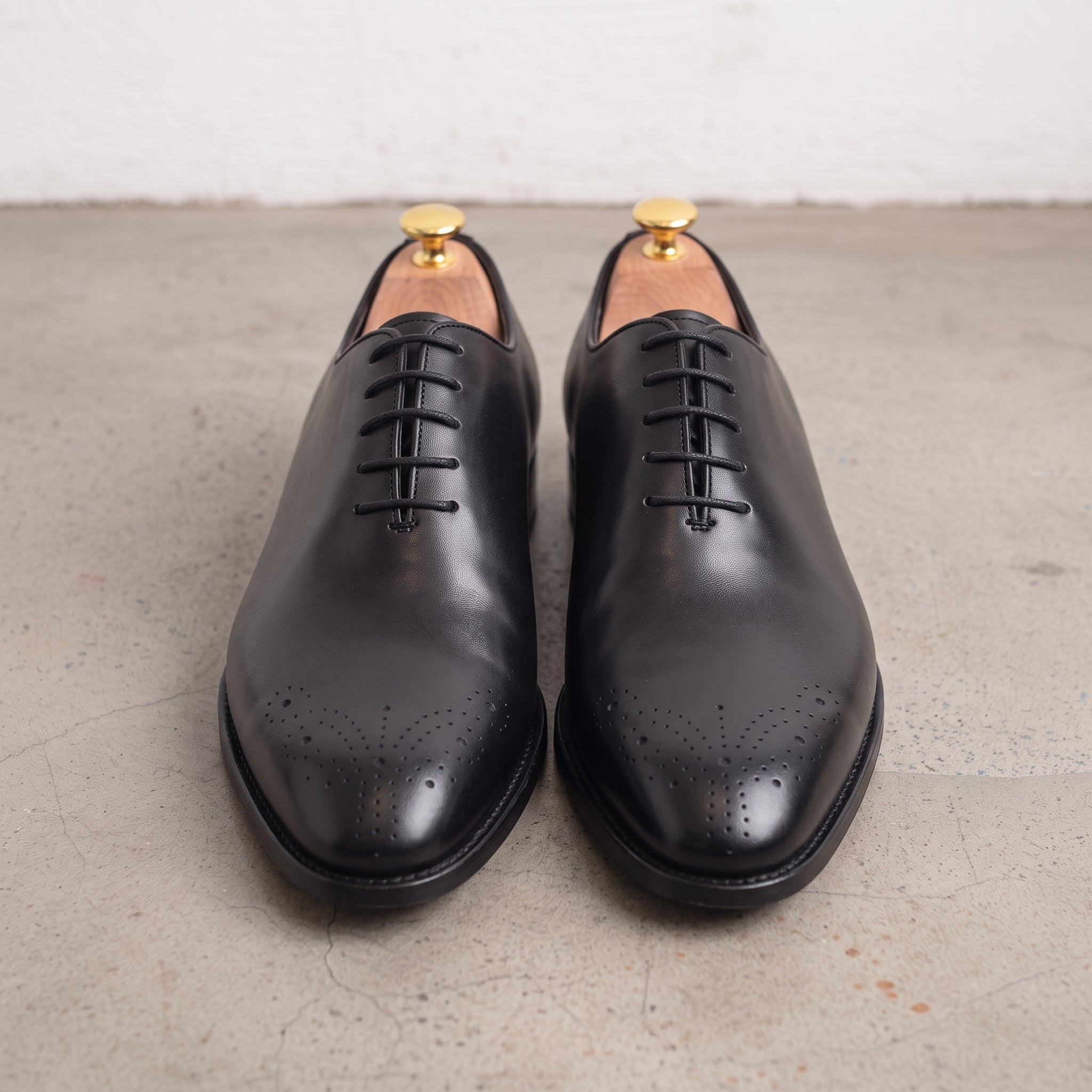 Men's Black Plain-Toe Leather Oxfords — Hayes