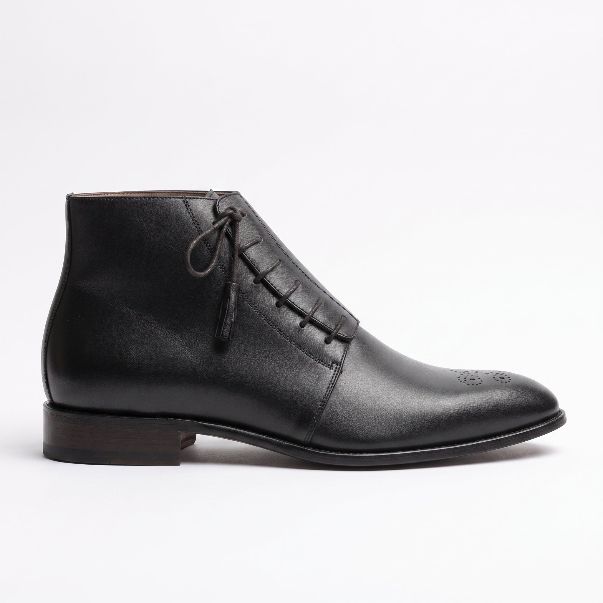 Men's Black Medallion-Toe Leather Side-Lace Boots — Oldham