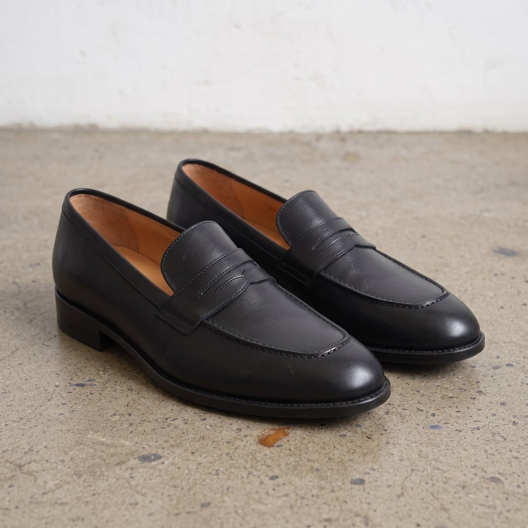 Men's Black Moc-Toe Leather Penny Loafers — Hemsworth