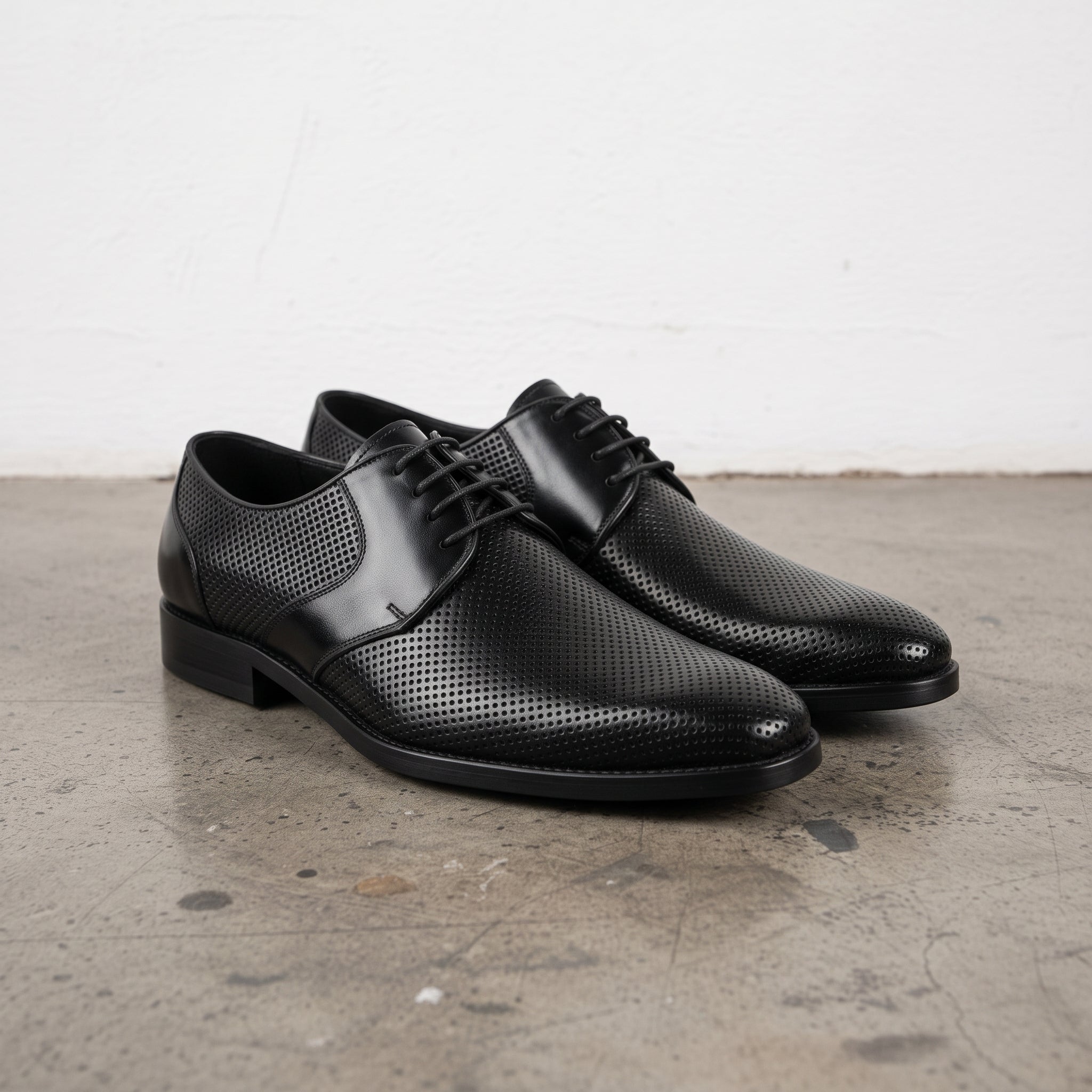 Men's Black Perforated Leather Derby Shoes — Ingham