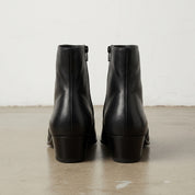Men's Black Plain-Toe Leather 1.5 -2 Inch Heeled Ankle Boots — Buchanan