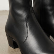 Men's Black Plain-Toe Leather 1.5 -2 Inch Heeled Ankle Boots — Buchanan