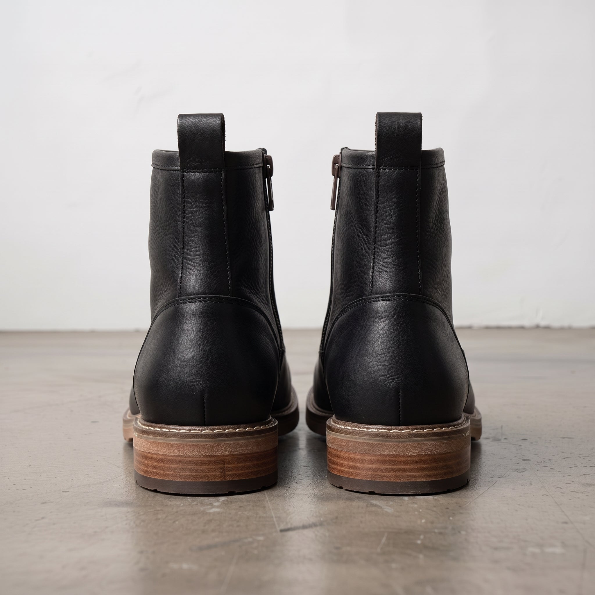 Men's Black Plain-Toe Leather Ankle Boots — Flindell
