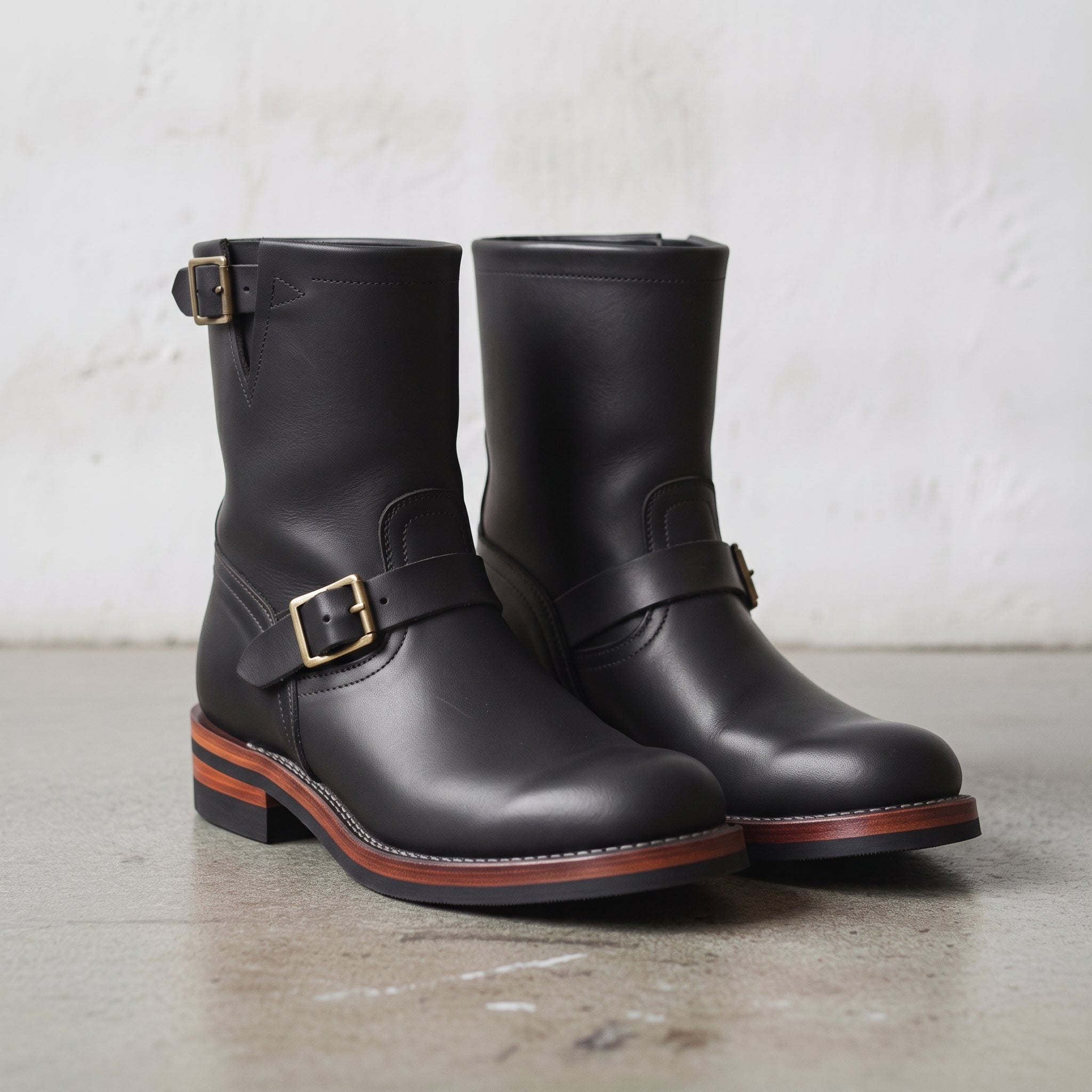 Men's Black Plain-Toe Leather Biker Boots — Bolton
