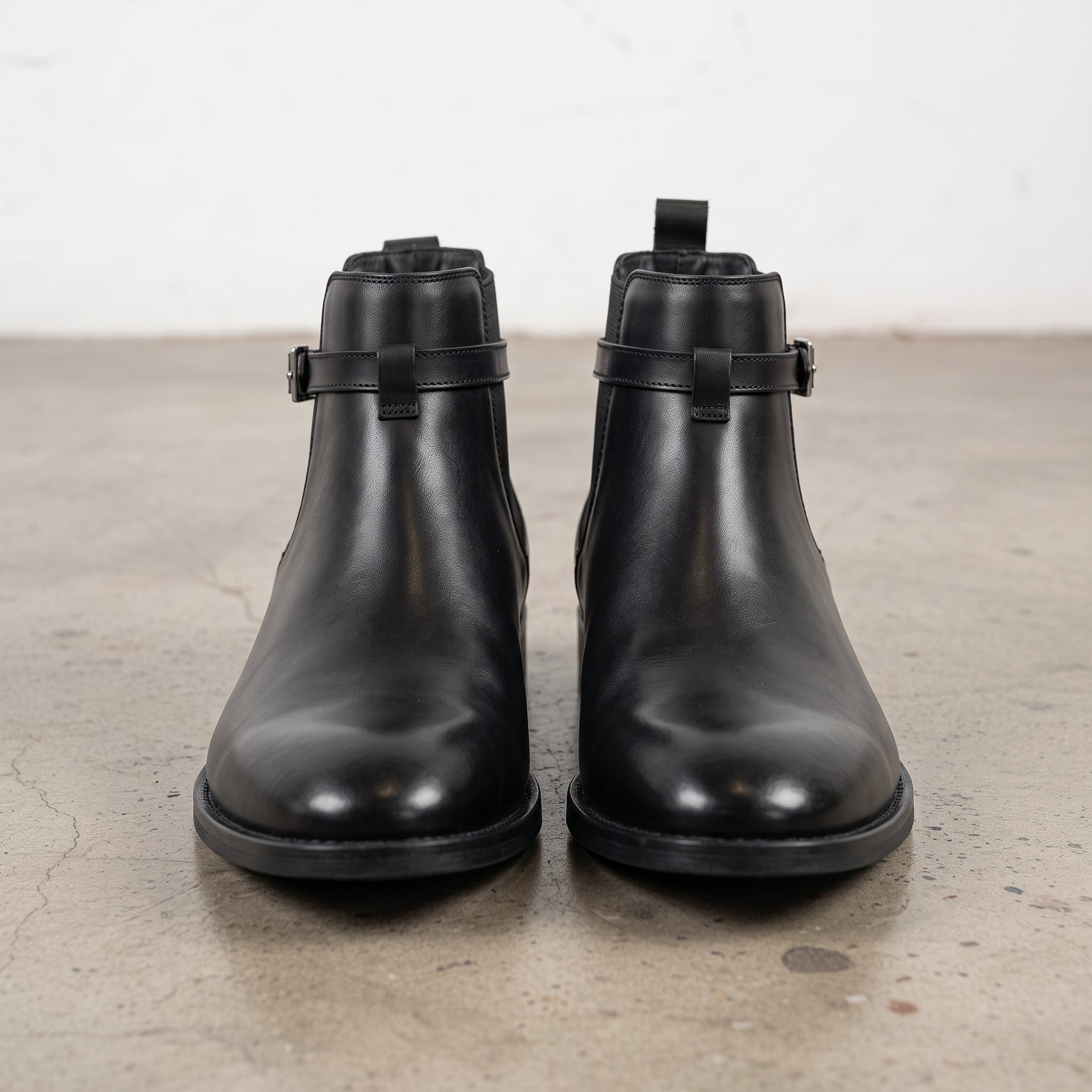 Men's Black Plain-Toe Leather Chelsea Boots — Boyden