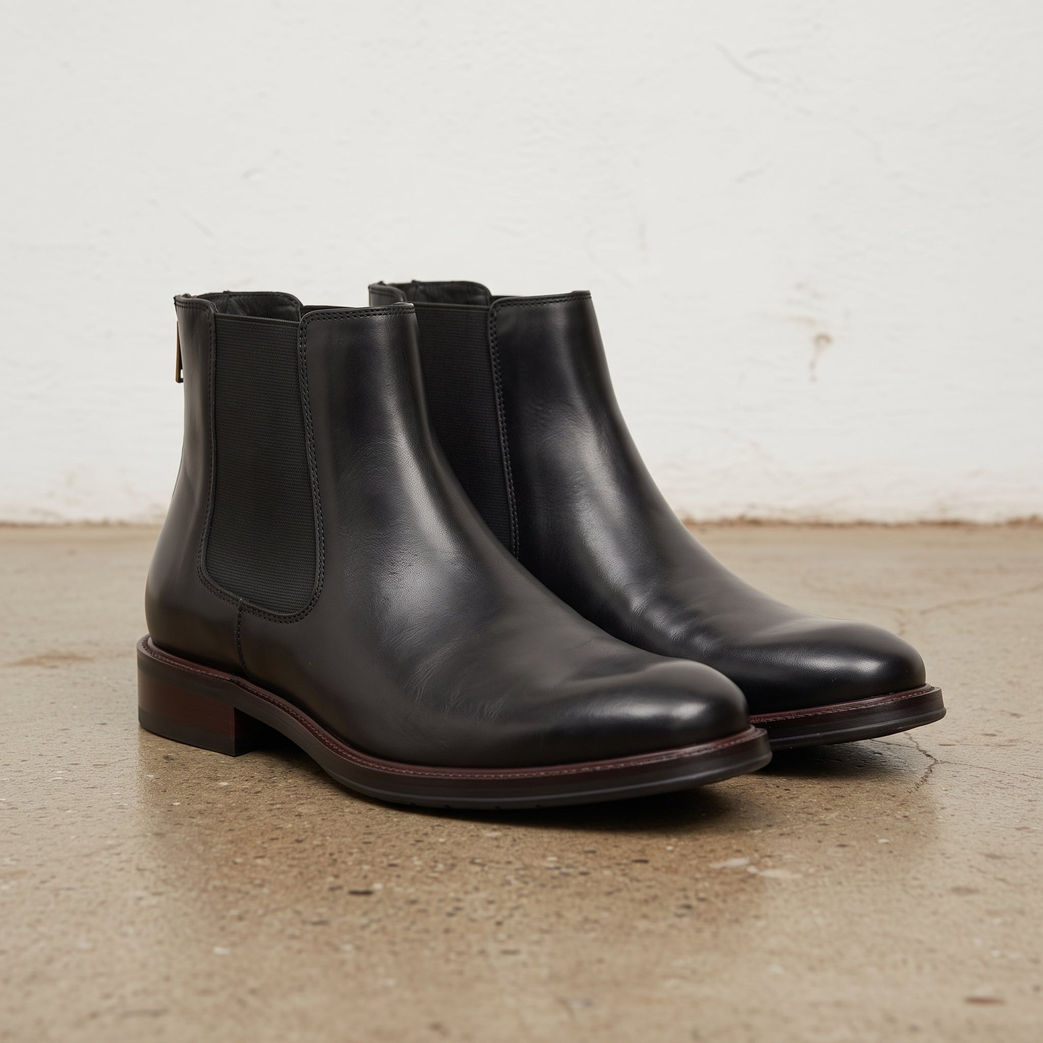 Men's Black Plain-Toe Leather Chelsea Boots — Billingham