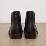 Men's Black Plain-Toe Leather Chelsea Boots — Billingham
