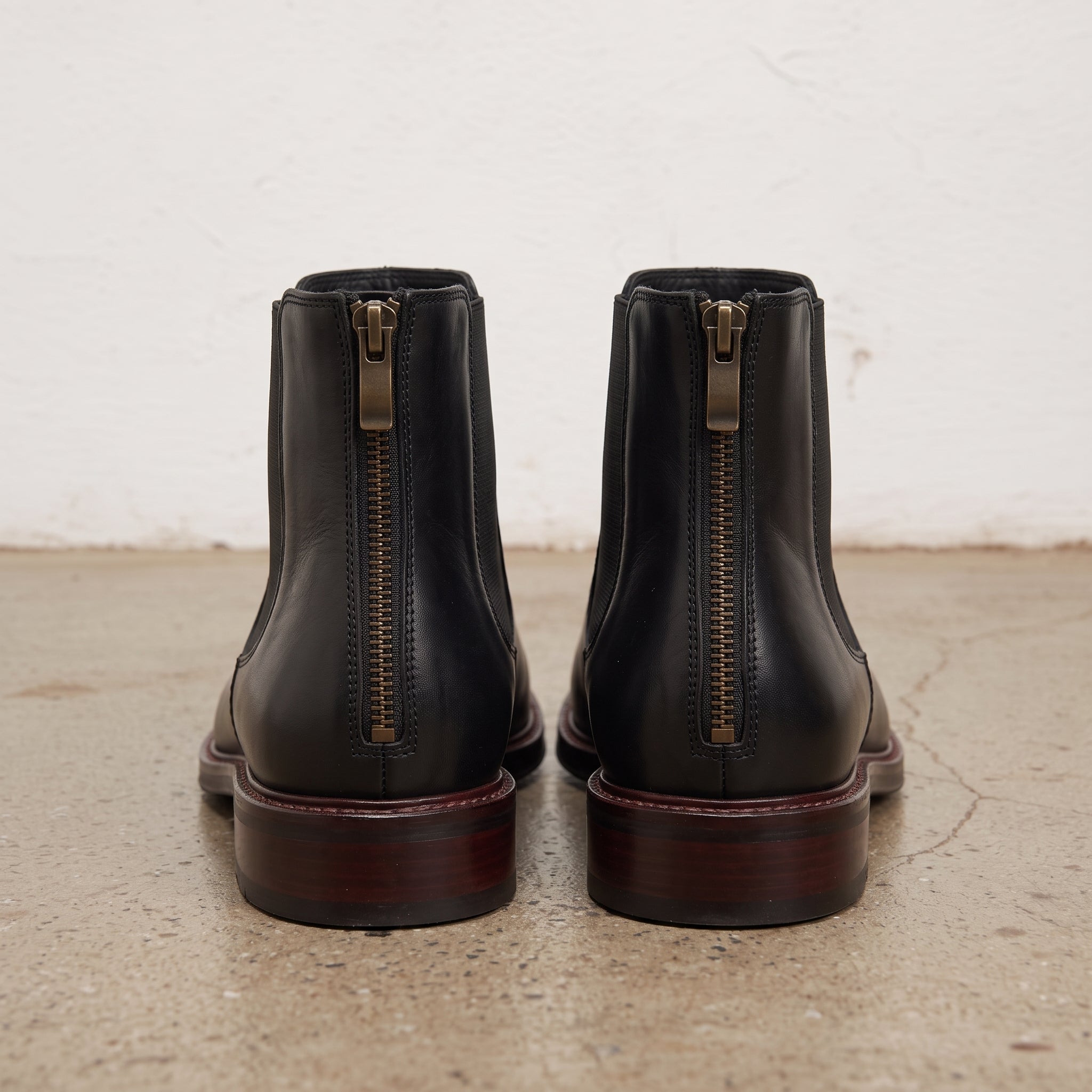 Men's Black Plain-Toe Leather Chelsea Boots — Billingham