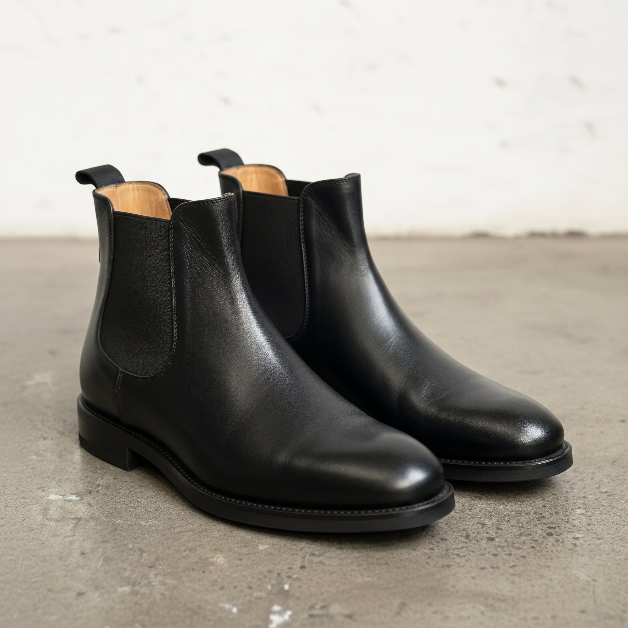 Men's Black Plain-Toe Leather Chelsea Boots — Morton