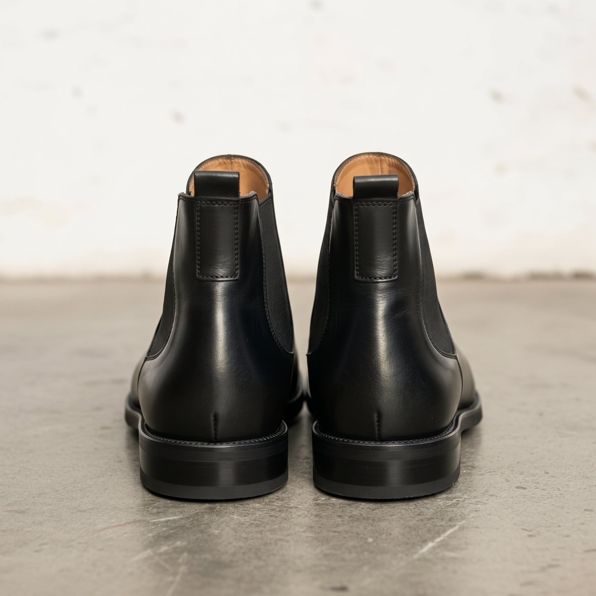 Men's Black Plain-Toe Leather Chelsea Boots — Morton