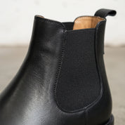 Men's Black Plain-Toe Leather Chelsea Boots — Morton