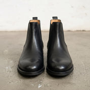 Men's Black Plain-Toe Leather Chelsea Boots — Morton