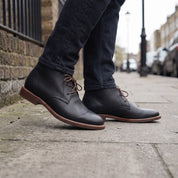 Men's Black Plain-Toe Leather Chukka Boots — Balfour