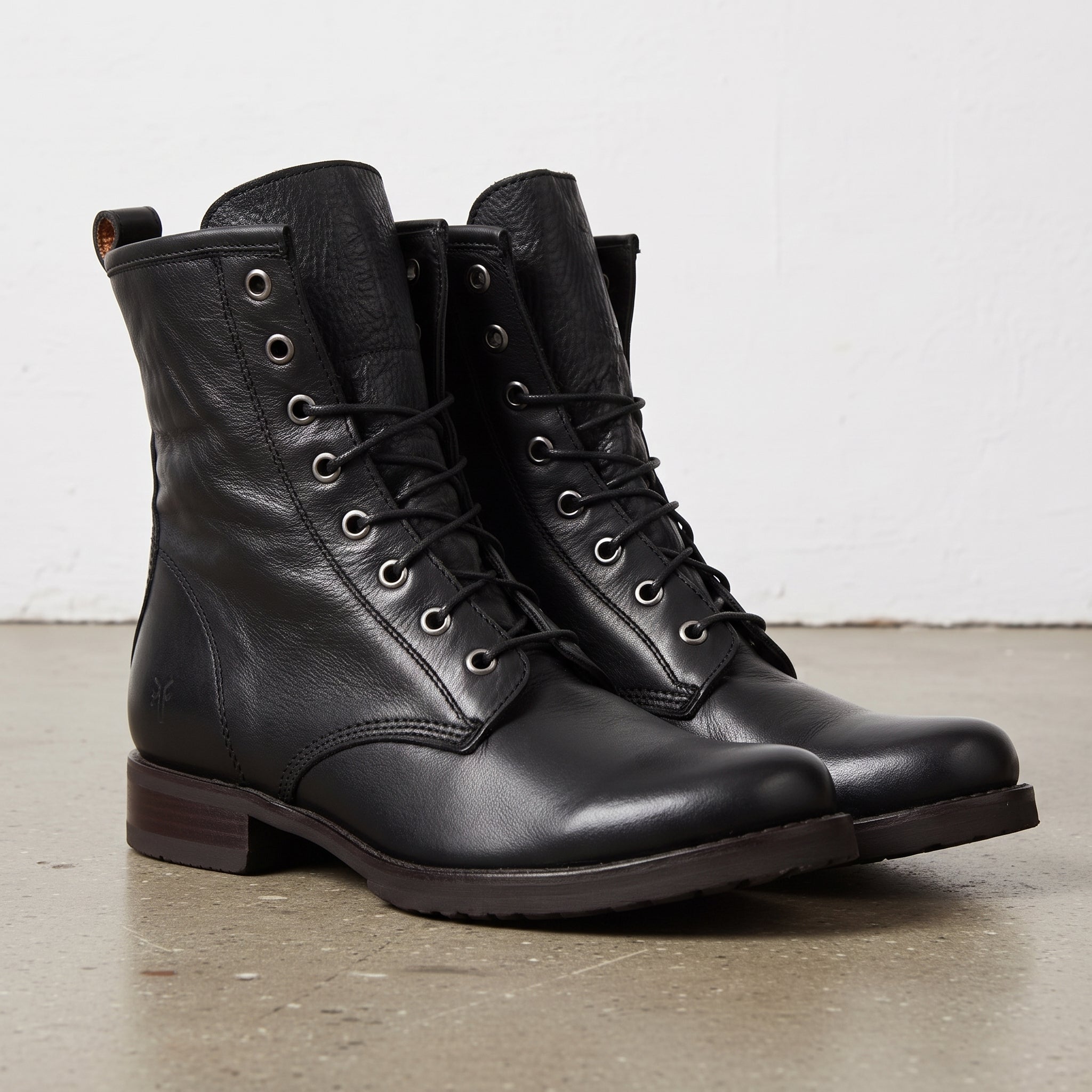 Men's Black Plain-Toe Leather Combat Boots — Henshall