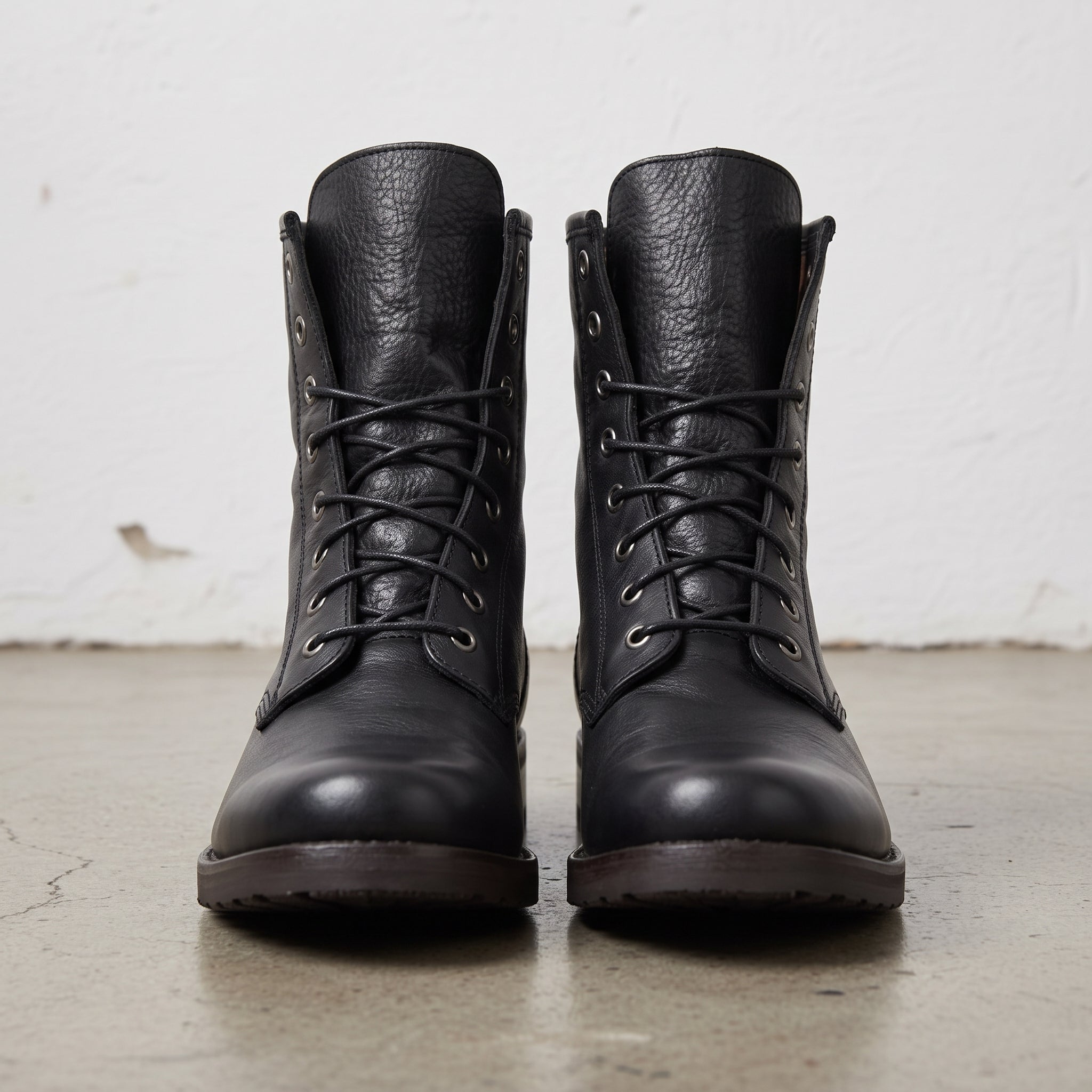 Men's Black Plain-Toe Leather Combat Boots — Henshall