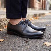 Men's Black Plain-Toe Leather Derbys — Alvaston