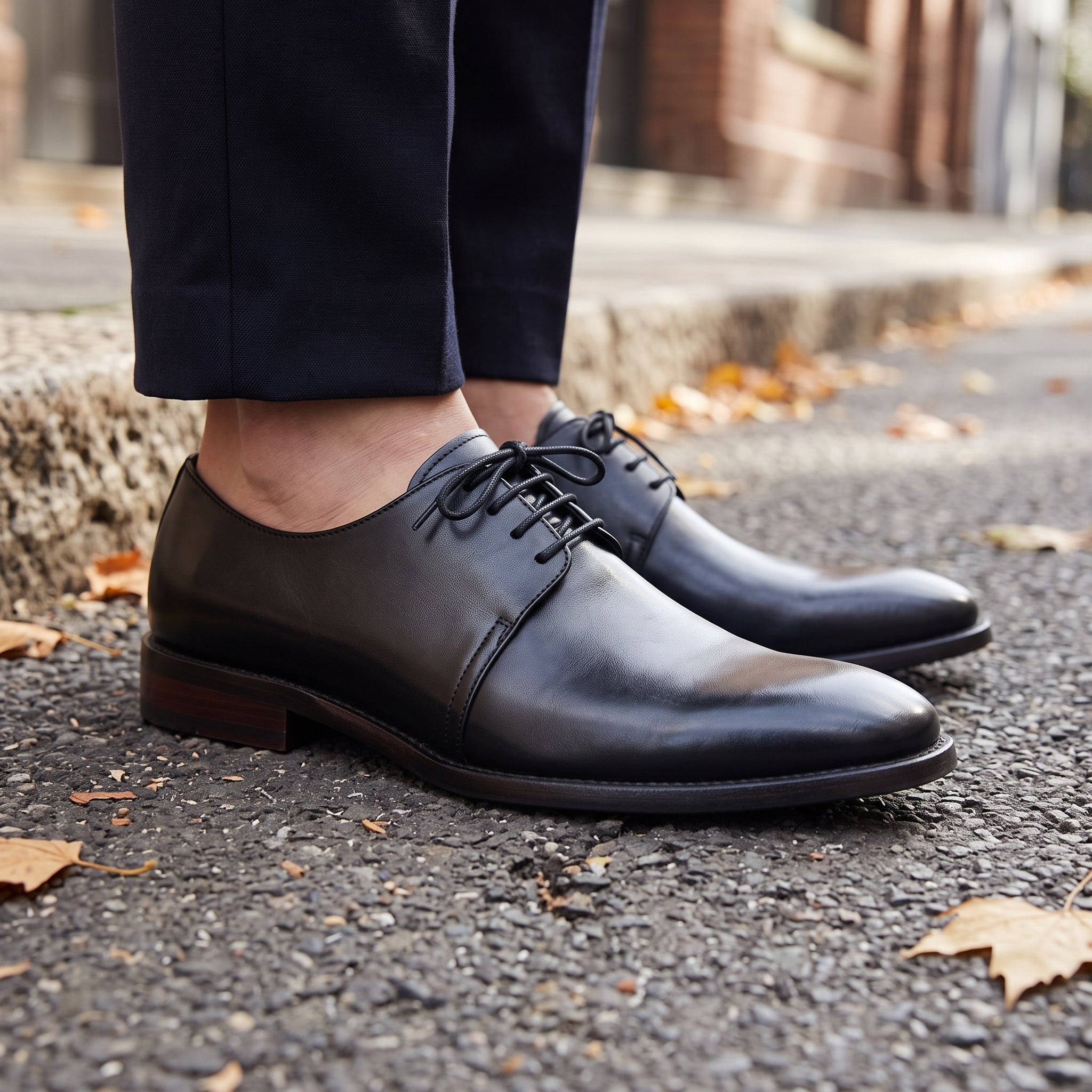 Men's Black Plain-Toe Leather Derbys — Alvaston