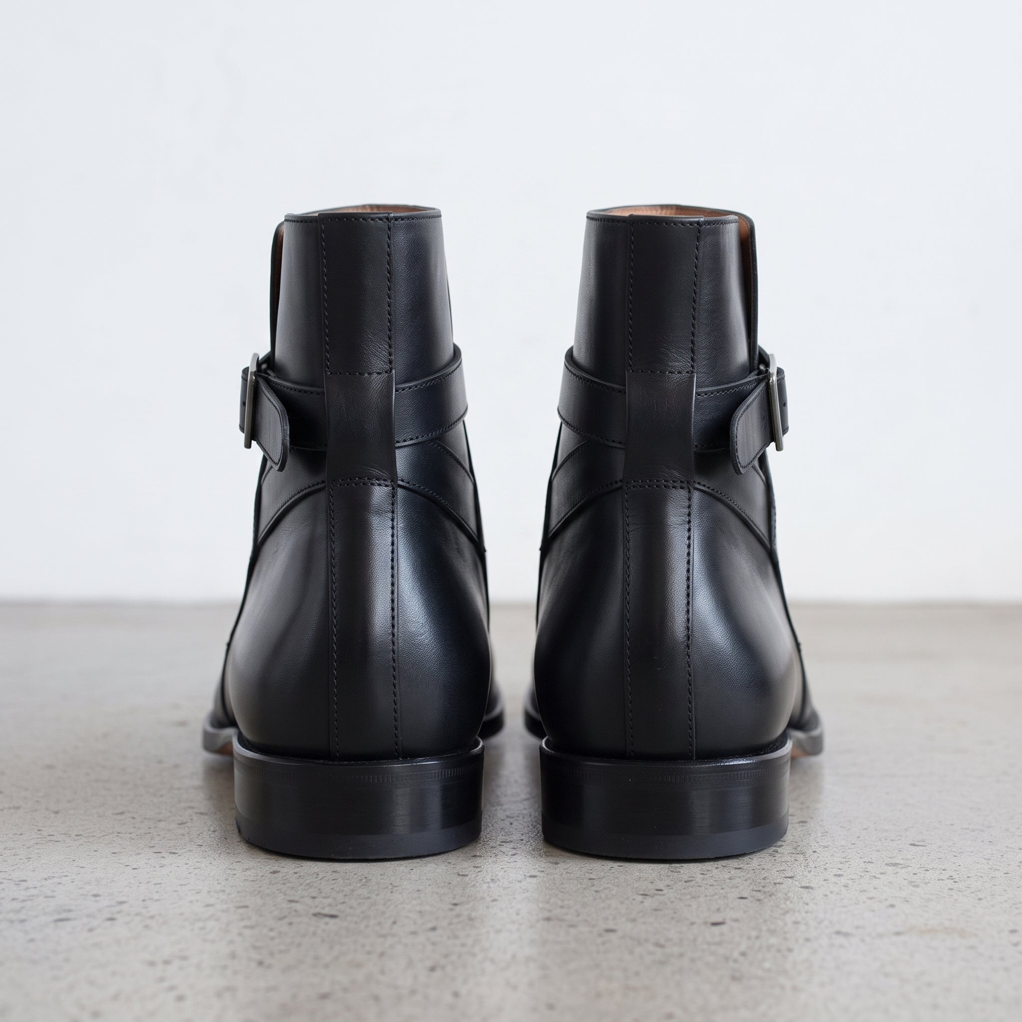 Men's Black Plain-Toe Leather Jodhpur Boots — Alcombe