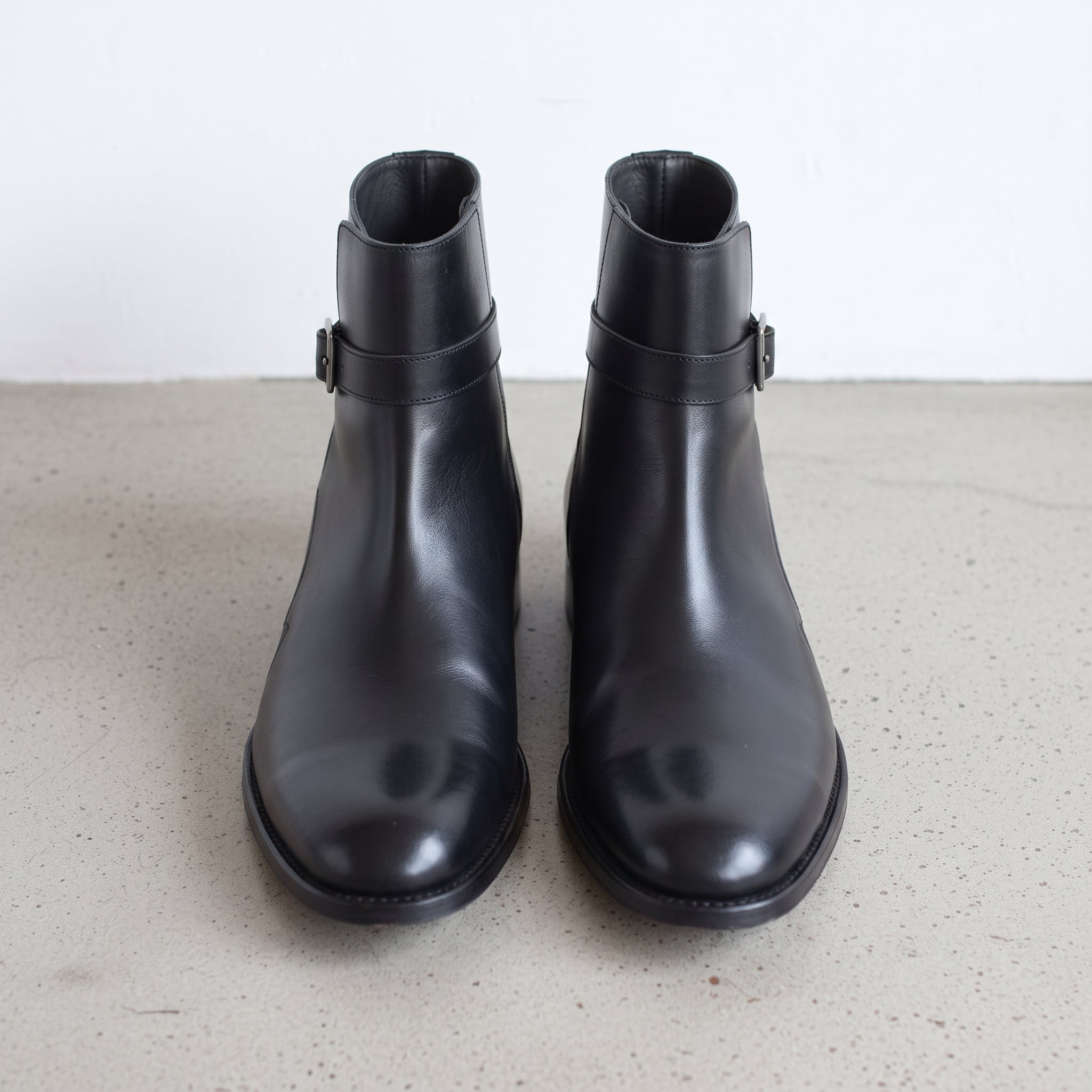 Men's Black Plain-Toe Leather Jodhpur Boots — Alcombe