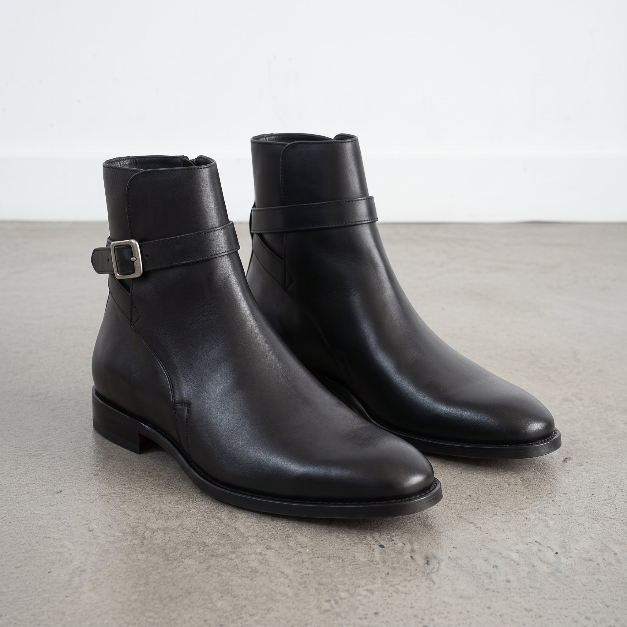 Men's Black Plain-Toe Leather Jodhpur Boots — Offham