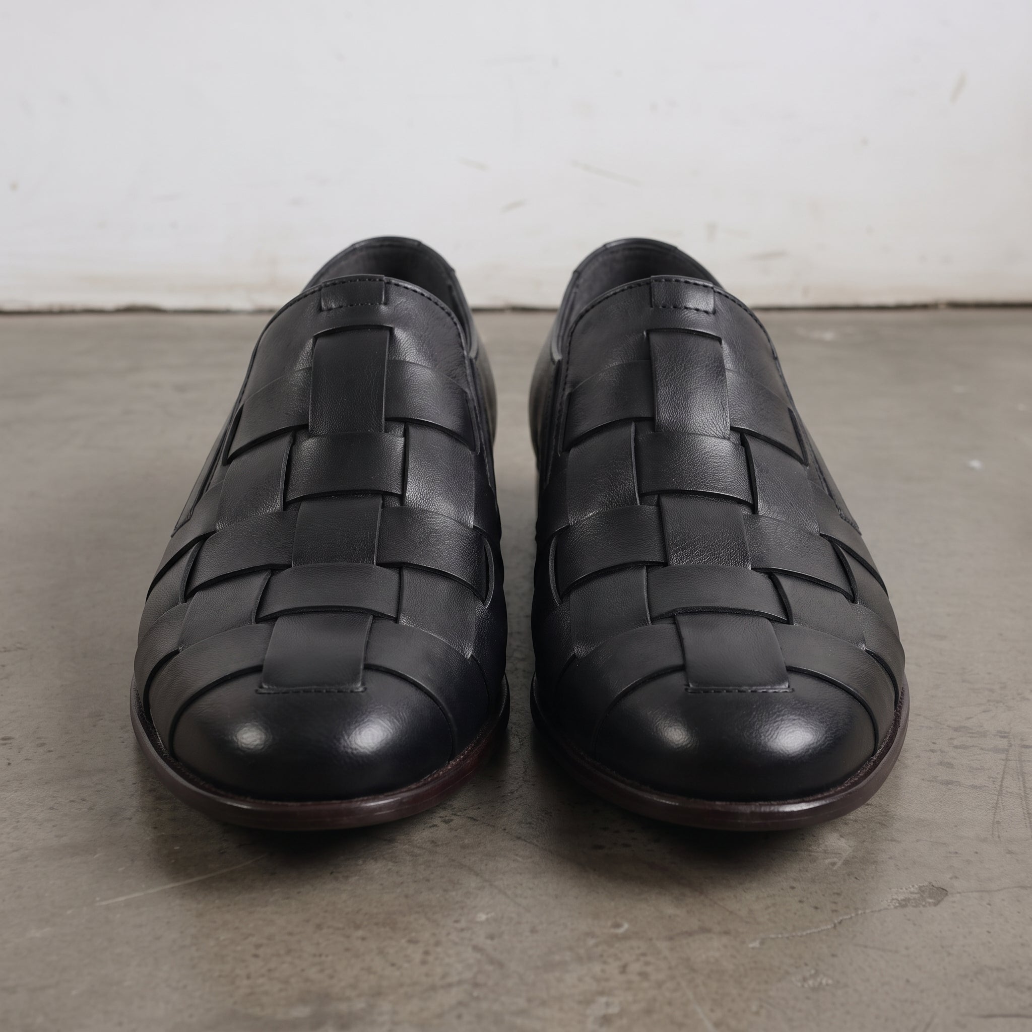 Men's Black Plain-Toe Leather Loafers — Dunley