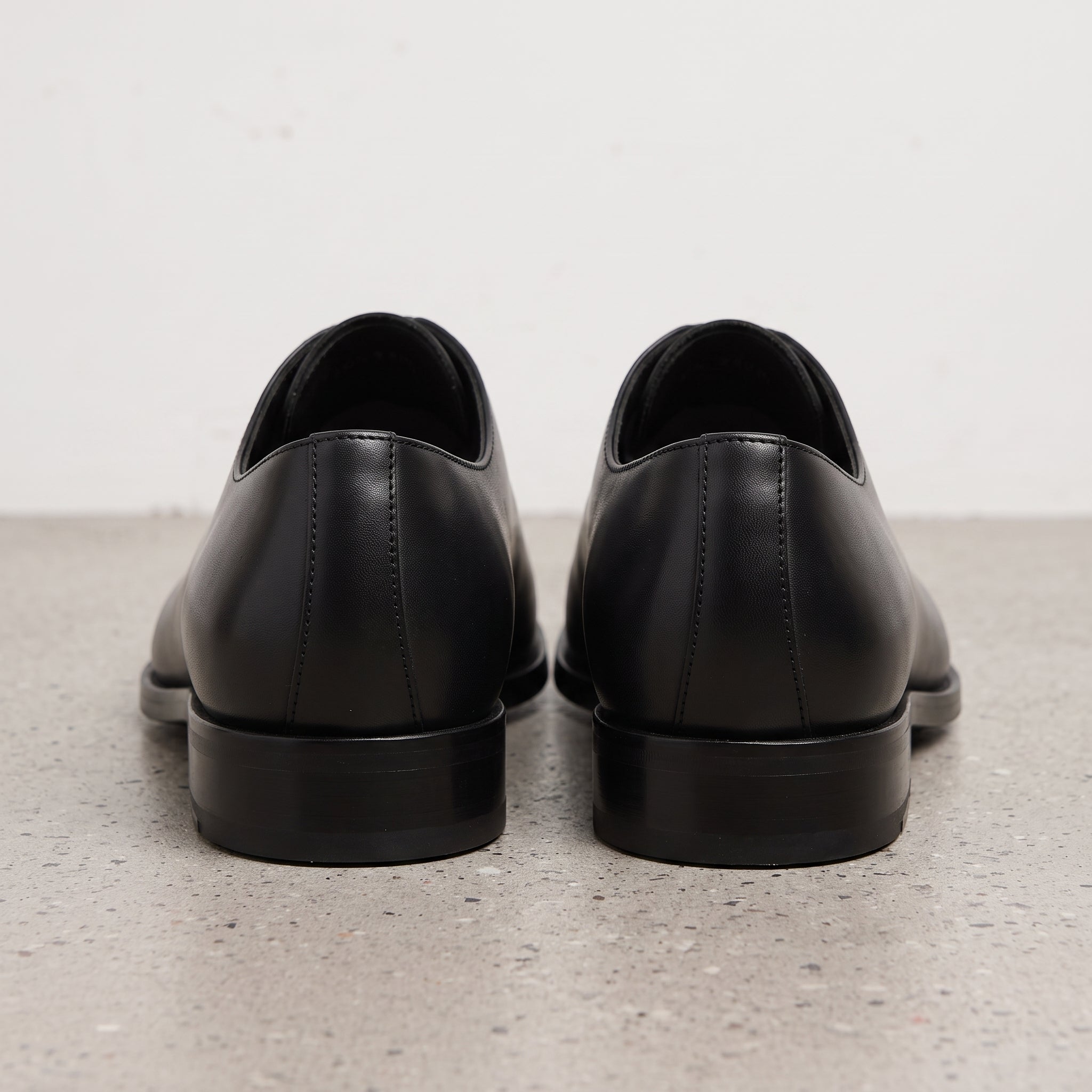 Men's Black Plain-Toe Leather Oxfords — Hollis