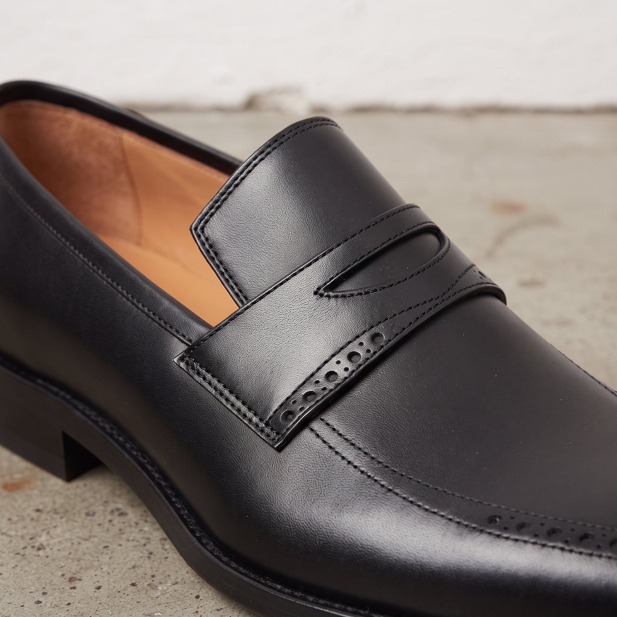 Men's Black Apron-Toe Leather Penny Loafers — Algar