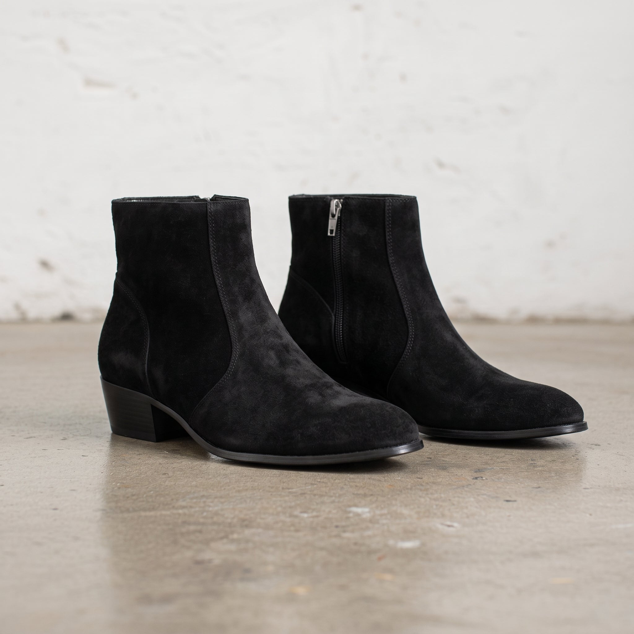 Men's Black Plain-Toe Suede Zipper Ankle Boots — Blakesby