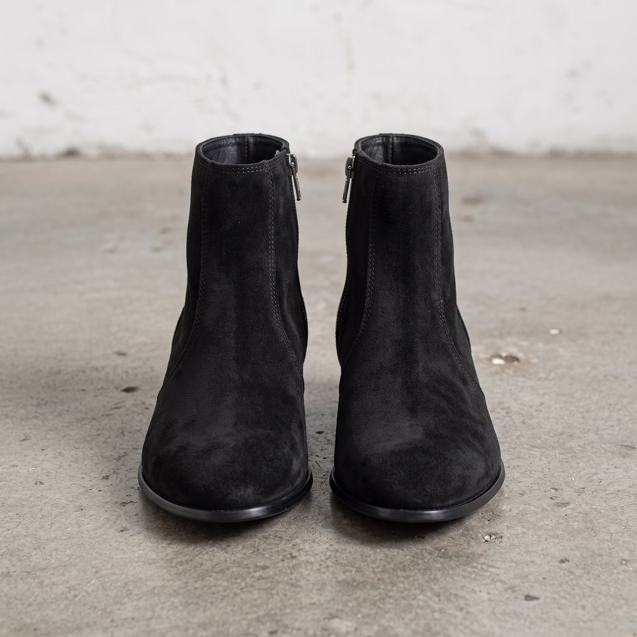 Men's Black Plain-Toe Suede Zipper Ankle Boots — Blakesby