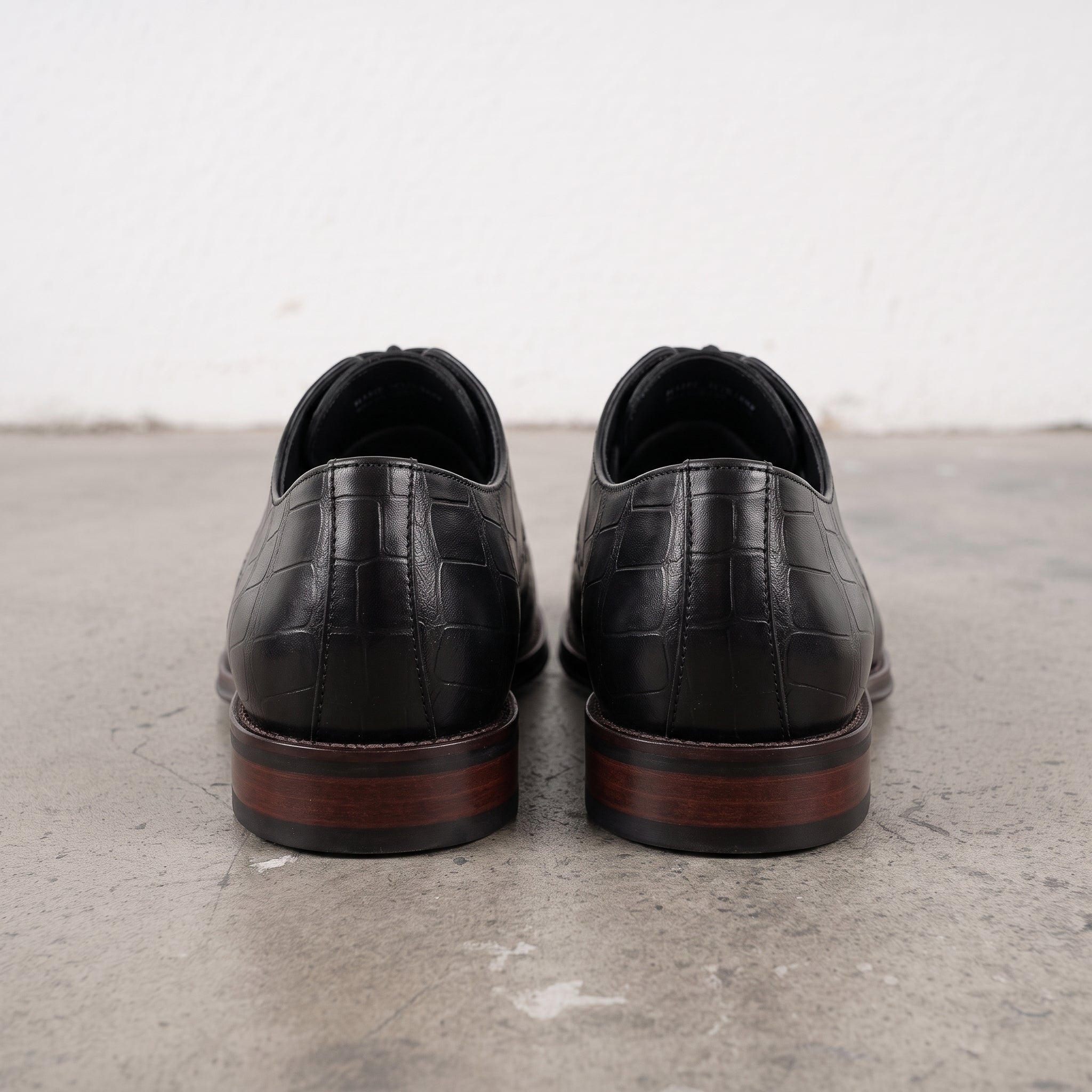 Men's Black Cap-Toe Crocodile-Embossed Leather Oxfords — Eshton — Eshton