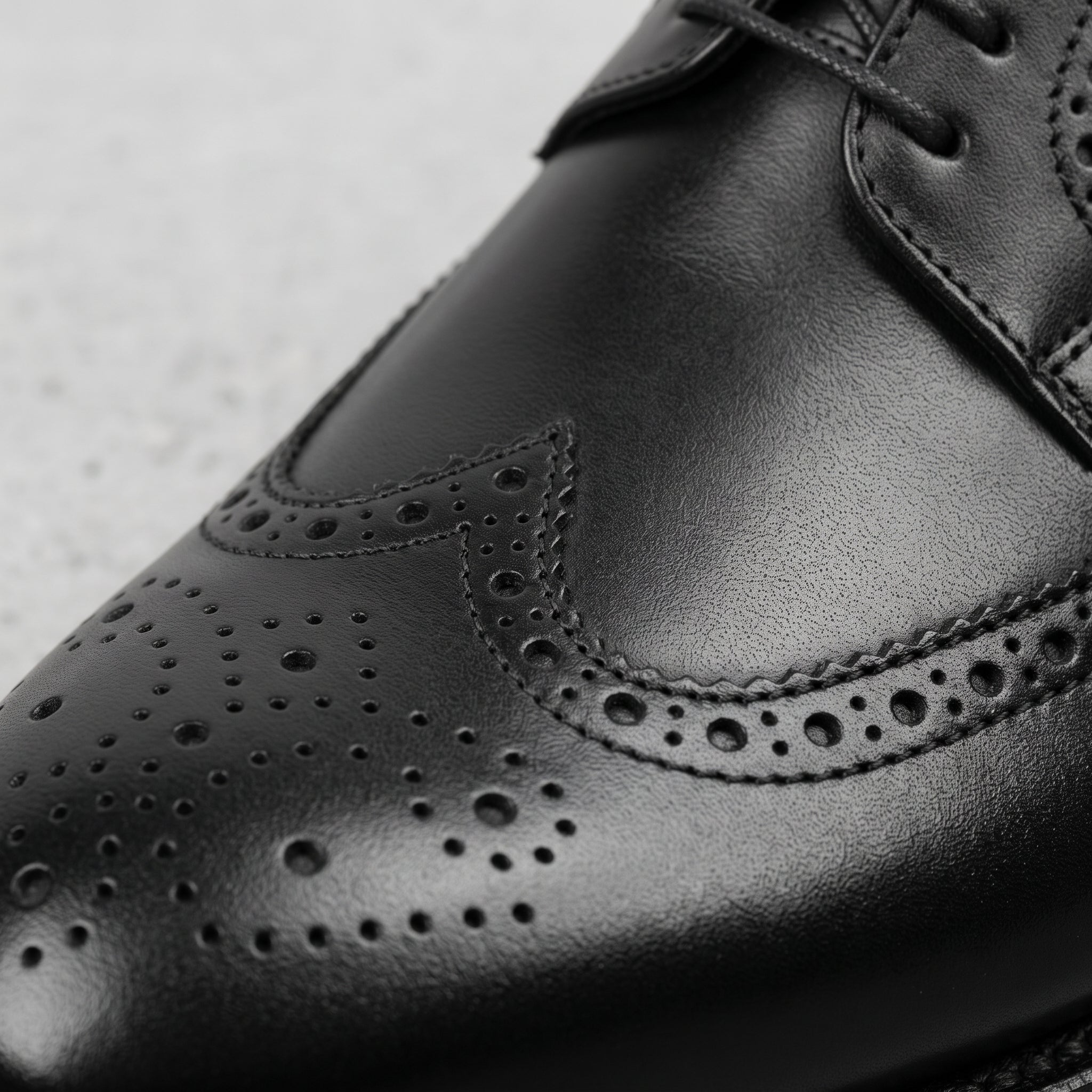 Men's Black Wingtip Pebbled Leather Derby Brogues — Baines