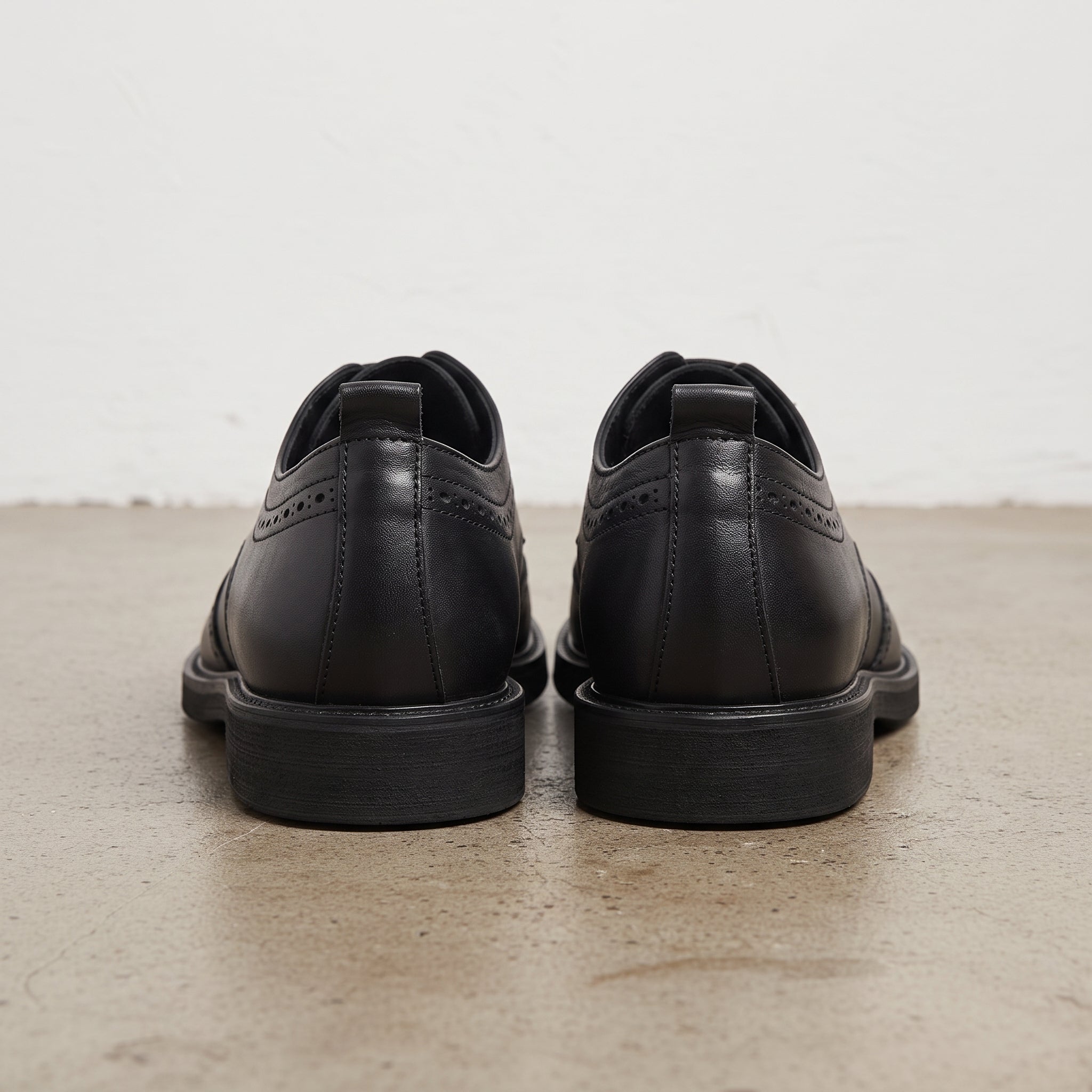 Men's Black Wingtip Leather Derbys — Ashcott