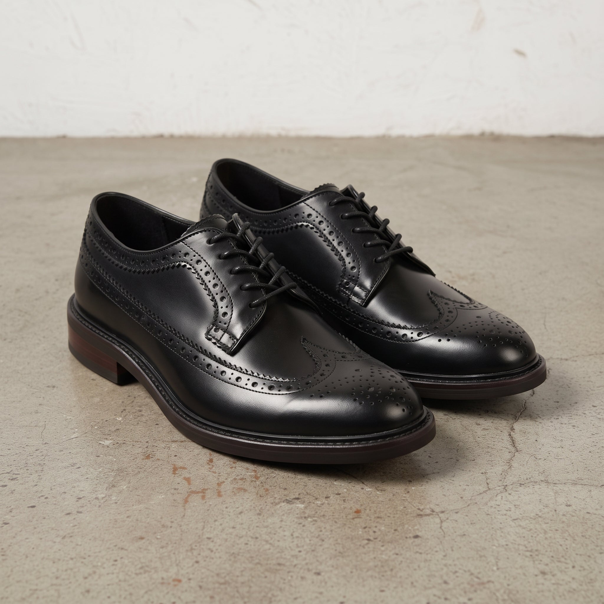 Men's Black Wingtip Leather Derbys — Farsley