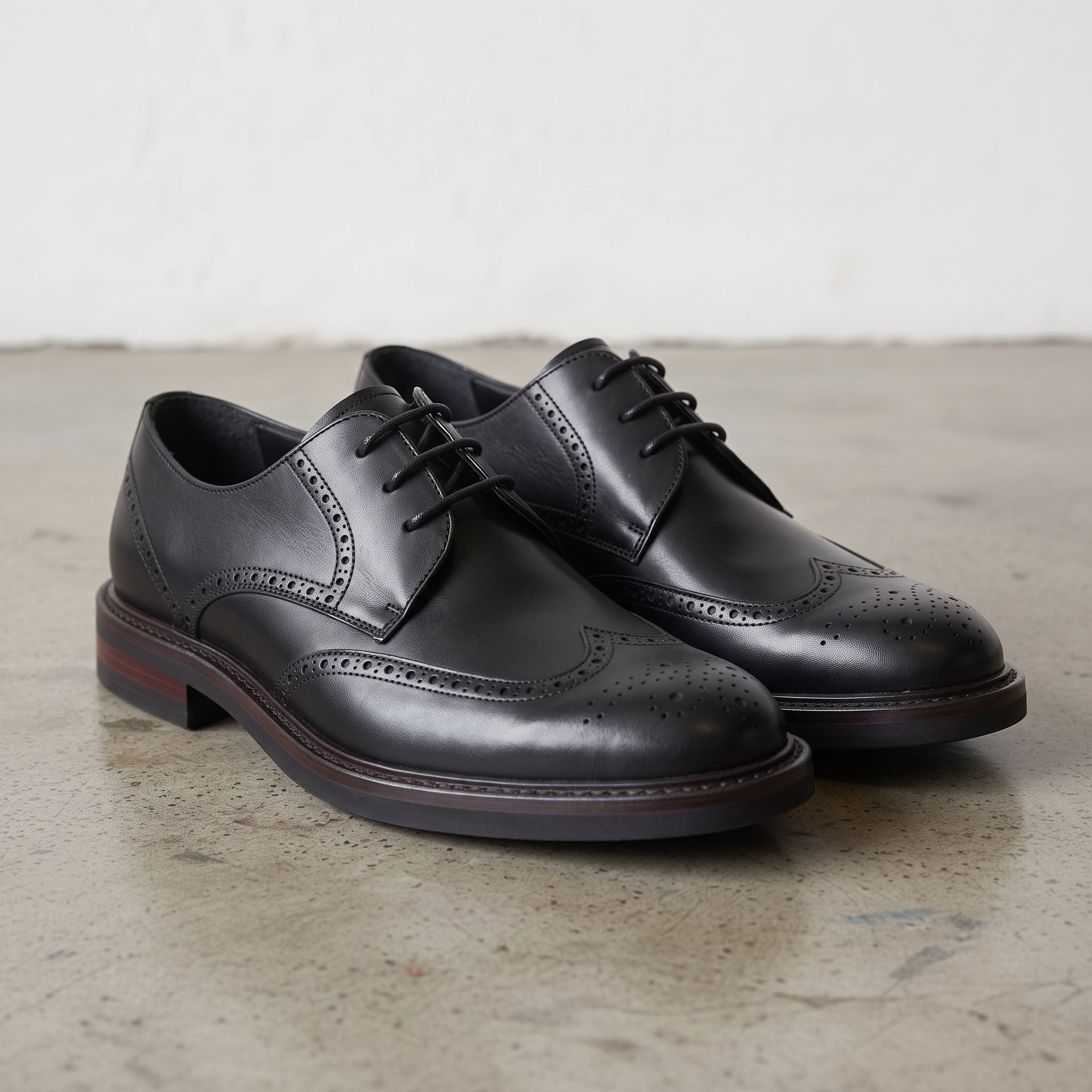 Men's Black Wingtip Leather Derbys — Windsor