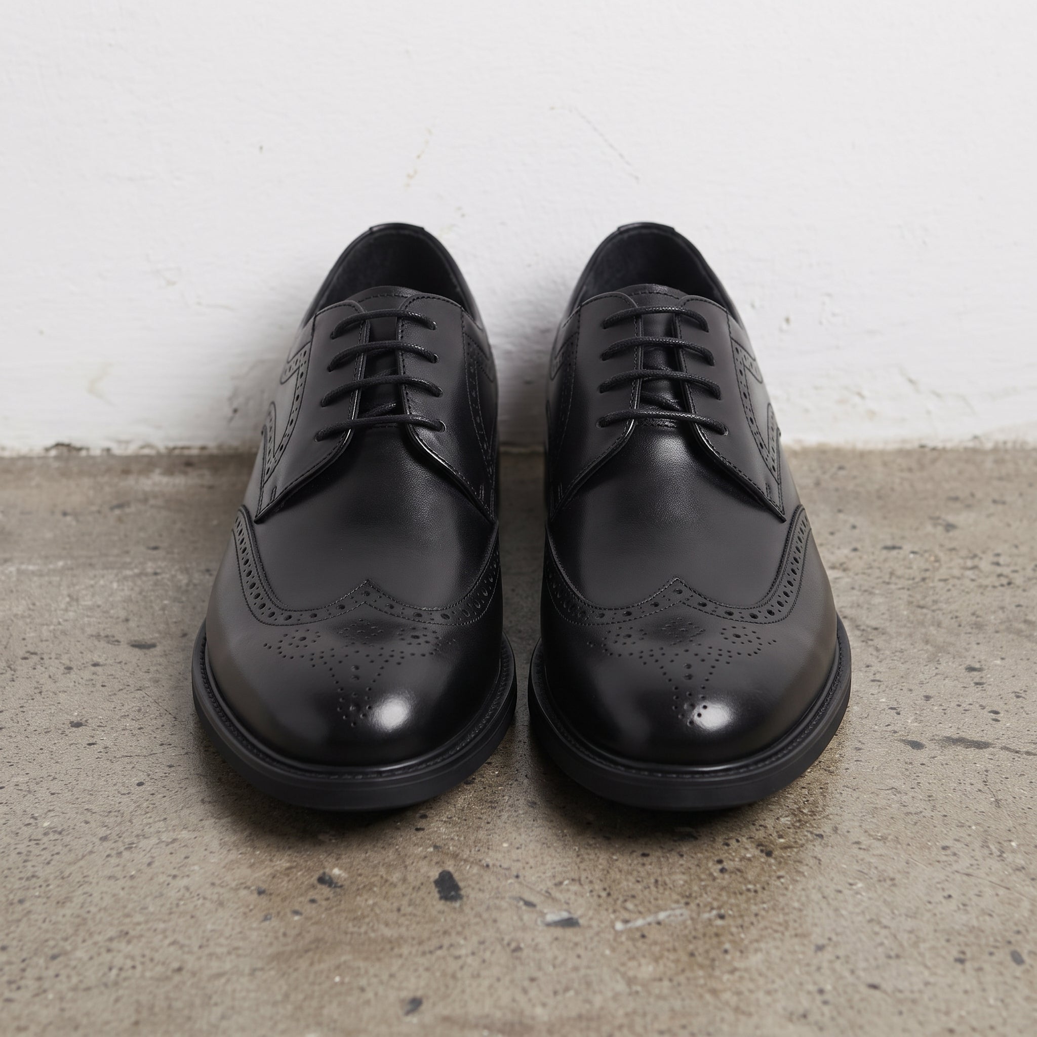 Men's Black Wingtip Leather Derbys — Yardley — Yardley